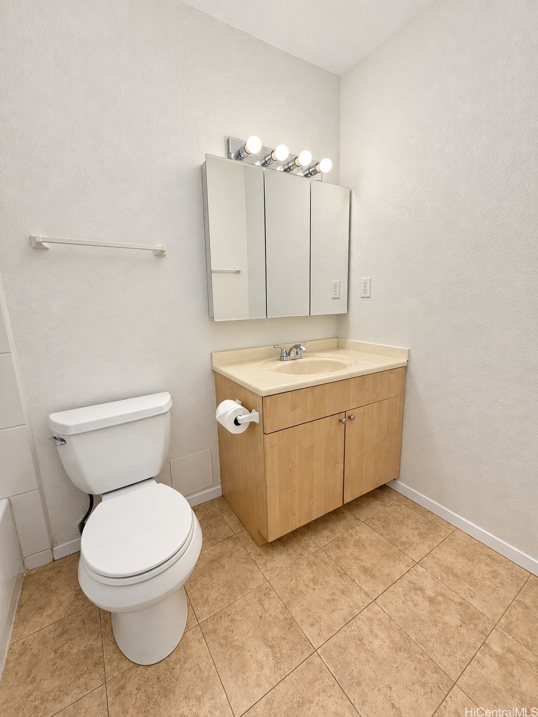 94-277 Kuanalio Loop Property Photo 11