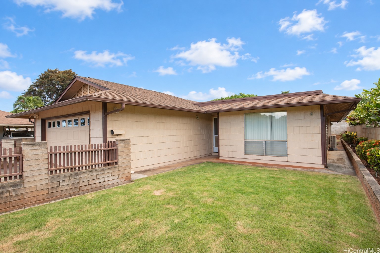 94-277 Kuanalio Loop Property Photo 24