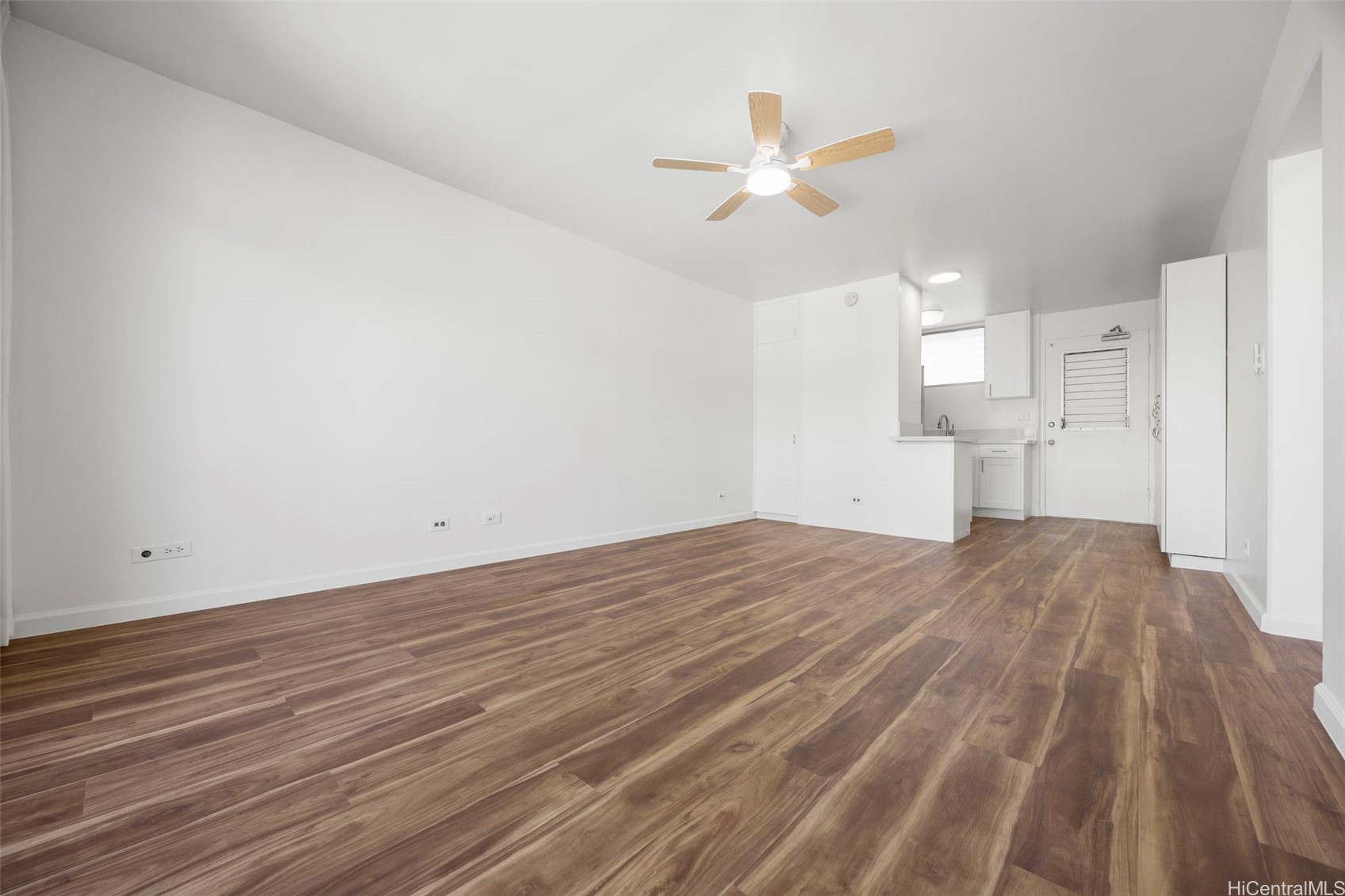 2440 Date Street 904 Property Photo 11