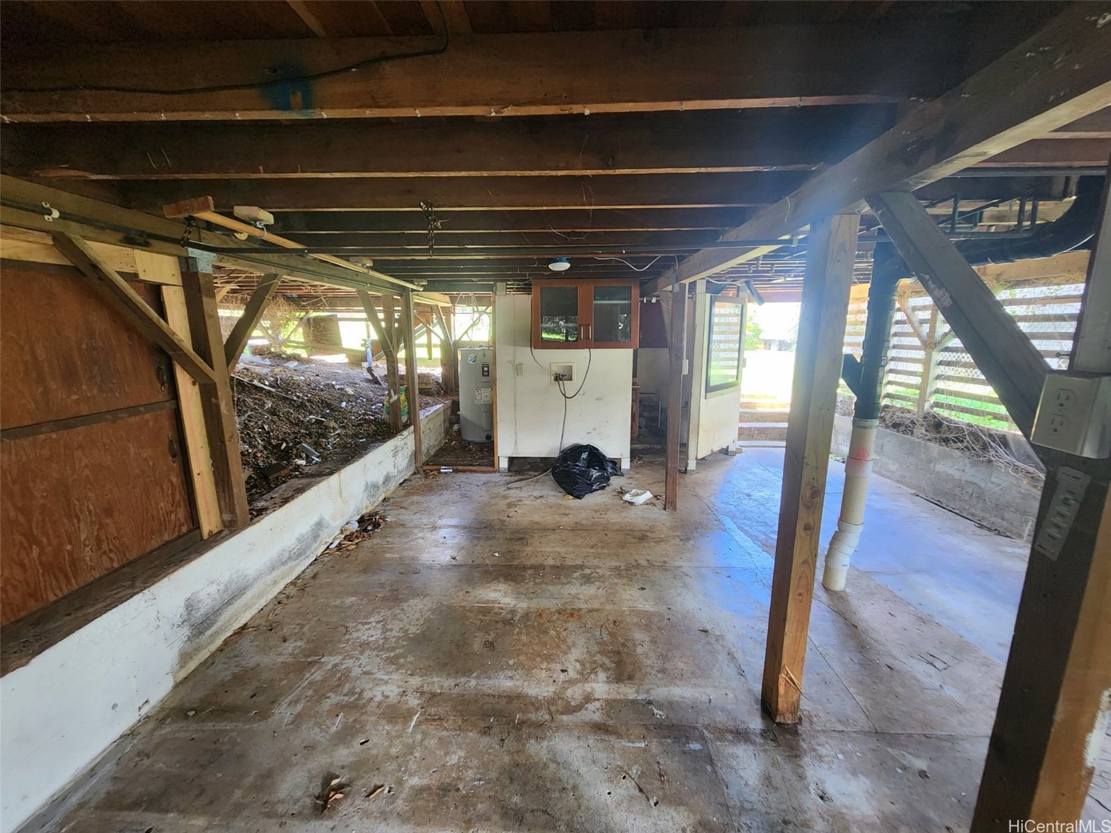 1703 Mahani Loop Property Photo 8