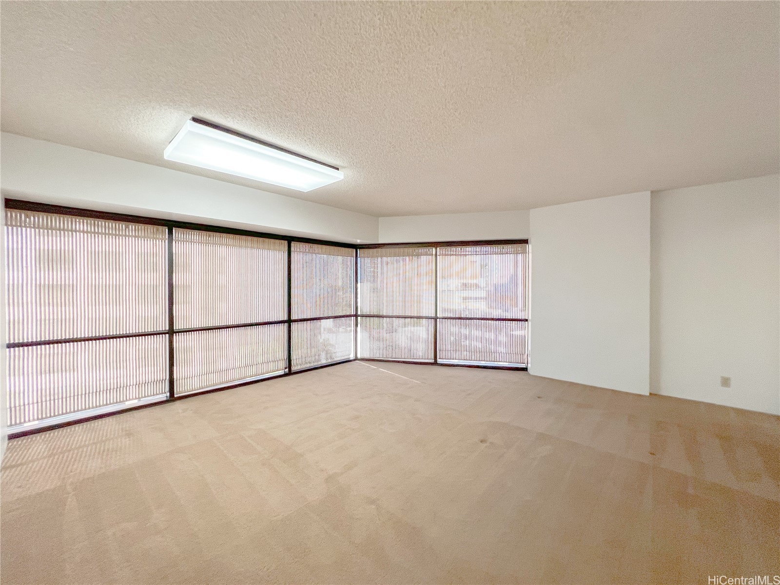 1088 Bishop Street 1012 Property Photo 6