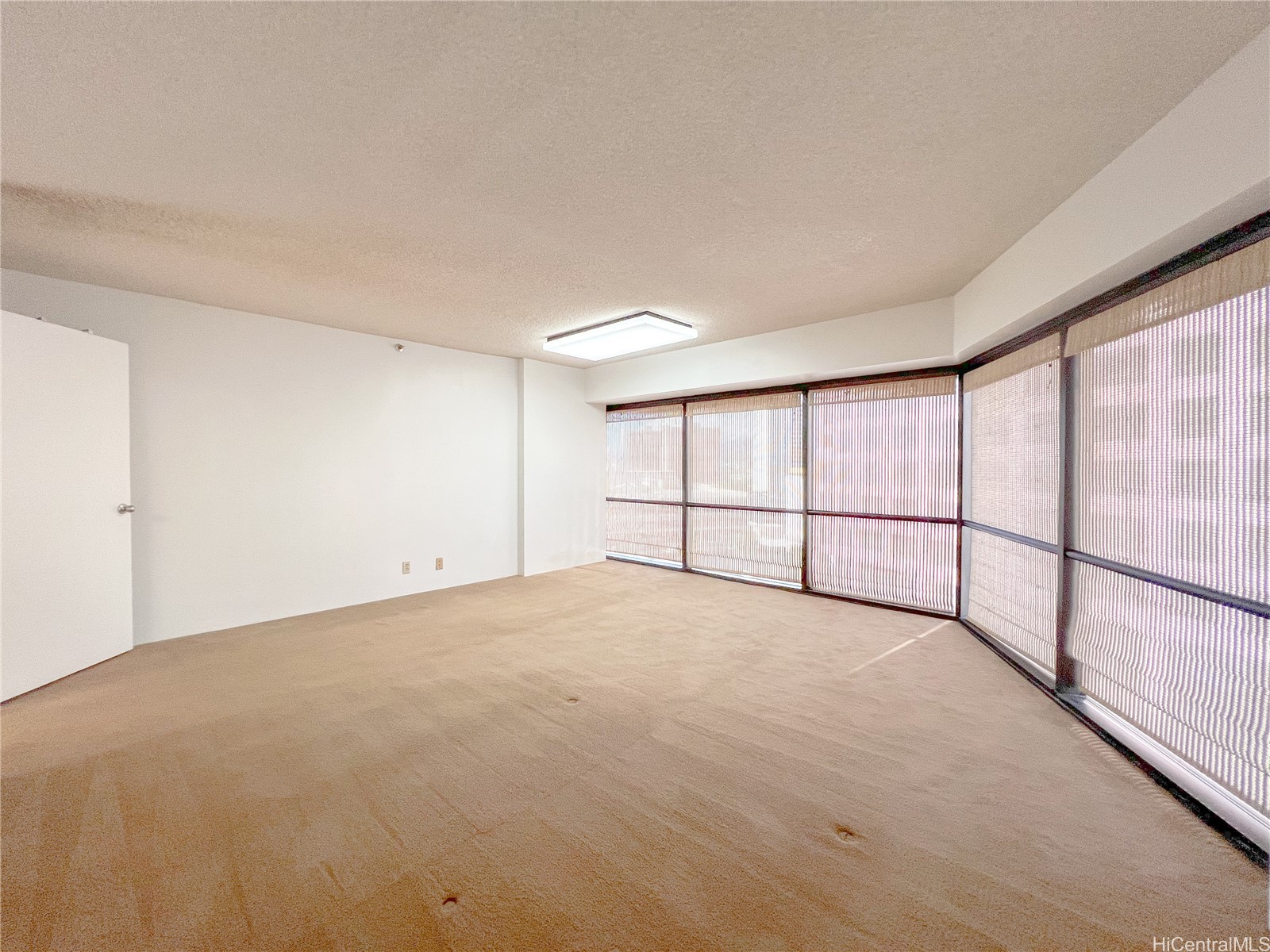1088 Bishop Street 1012 Property Photo 7