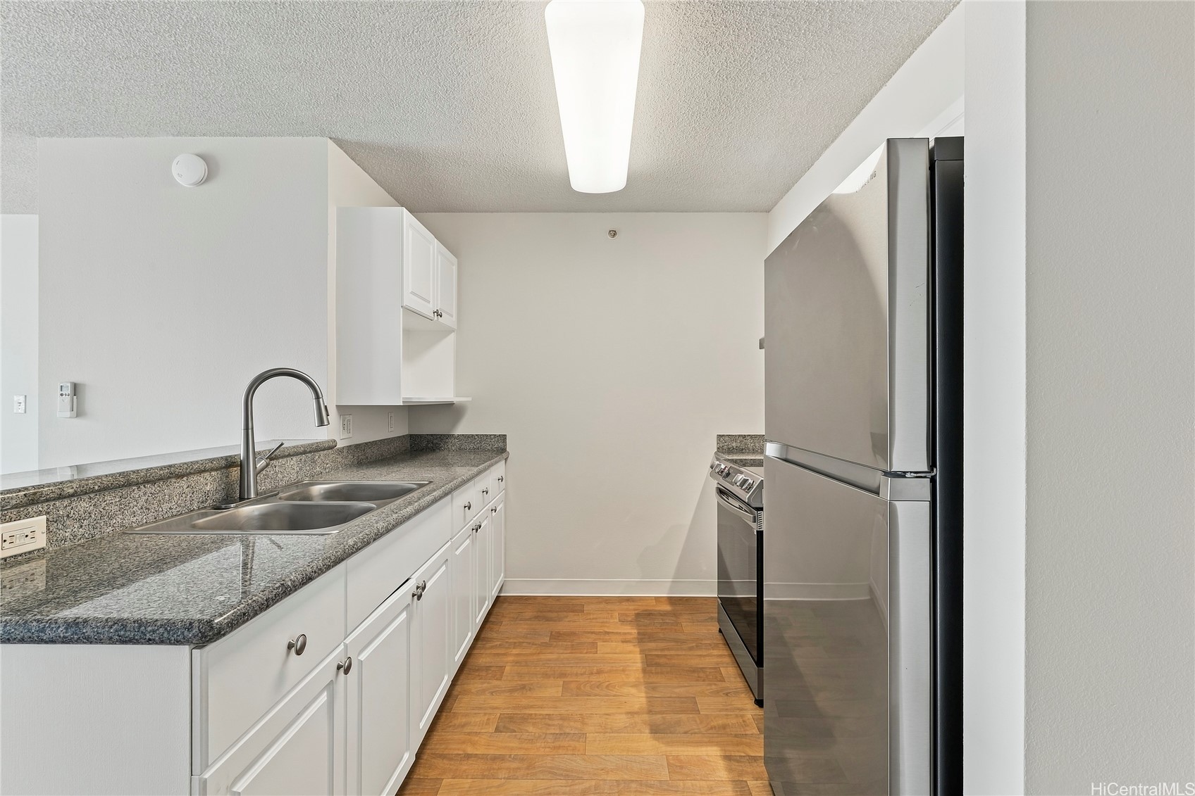 801 South Street 3101 Property Photo 4