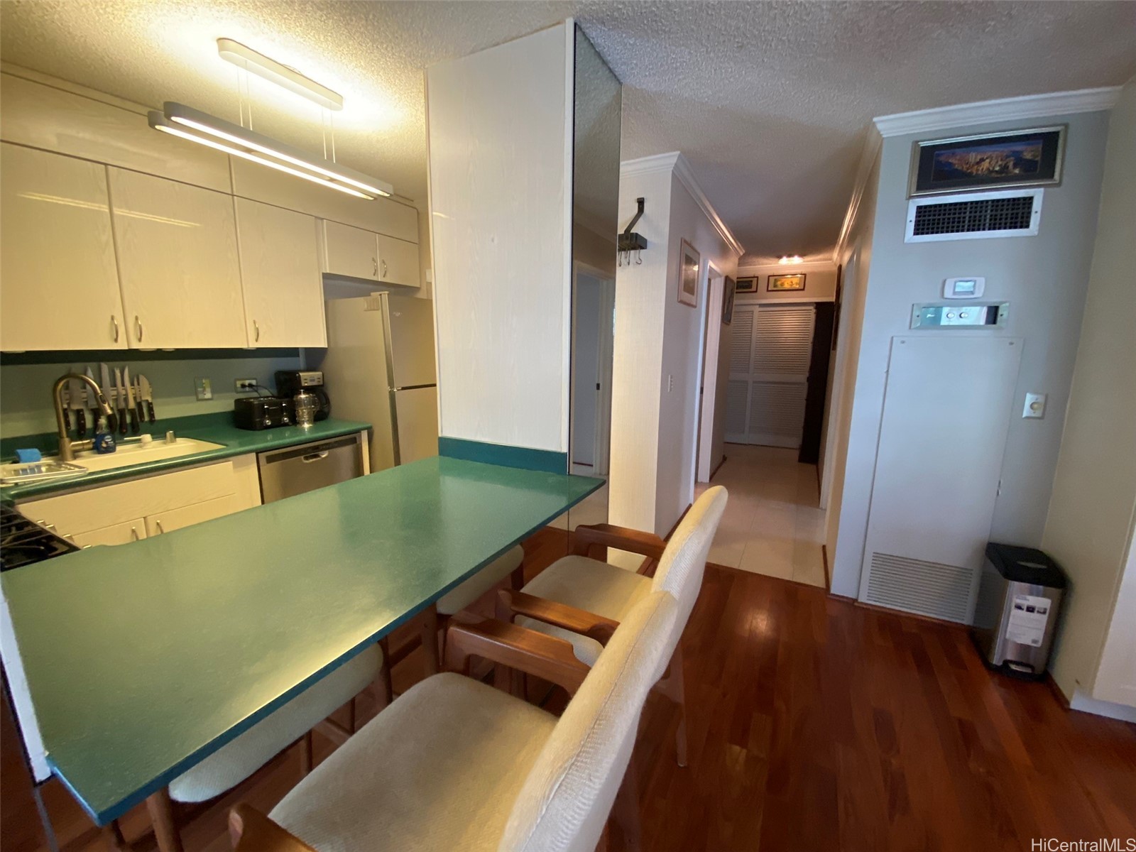 2215 Aloha Drive 5 Property Photo 3