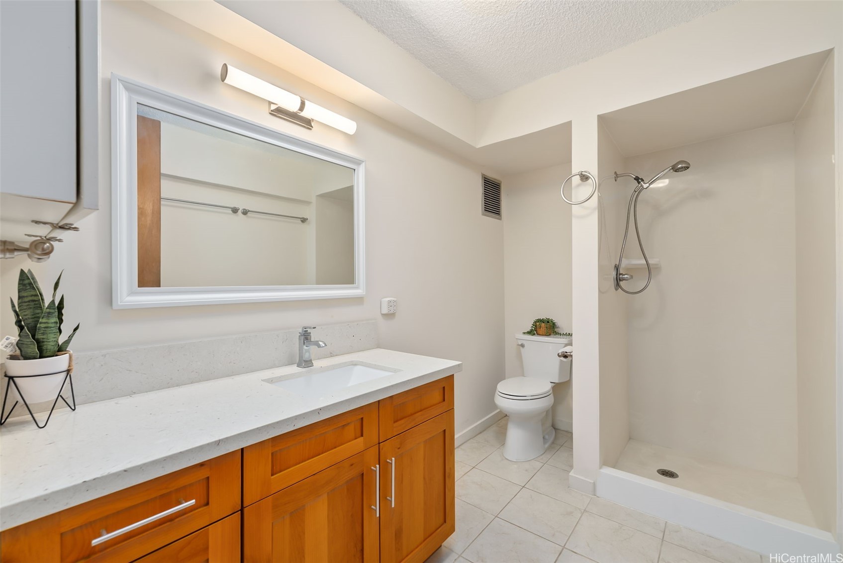 1550 Wilder Avenue B302 Property Photo 7
