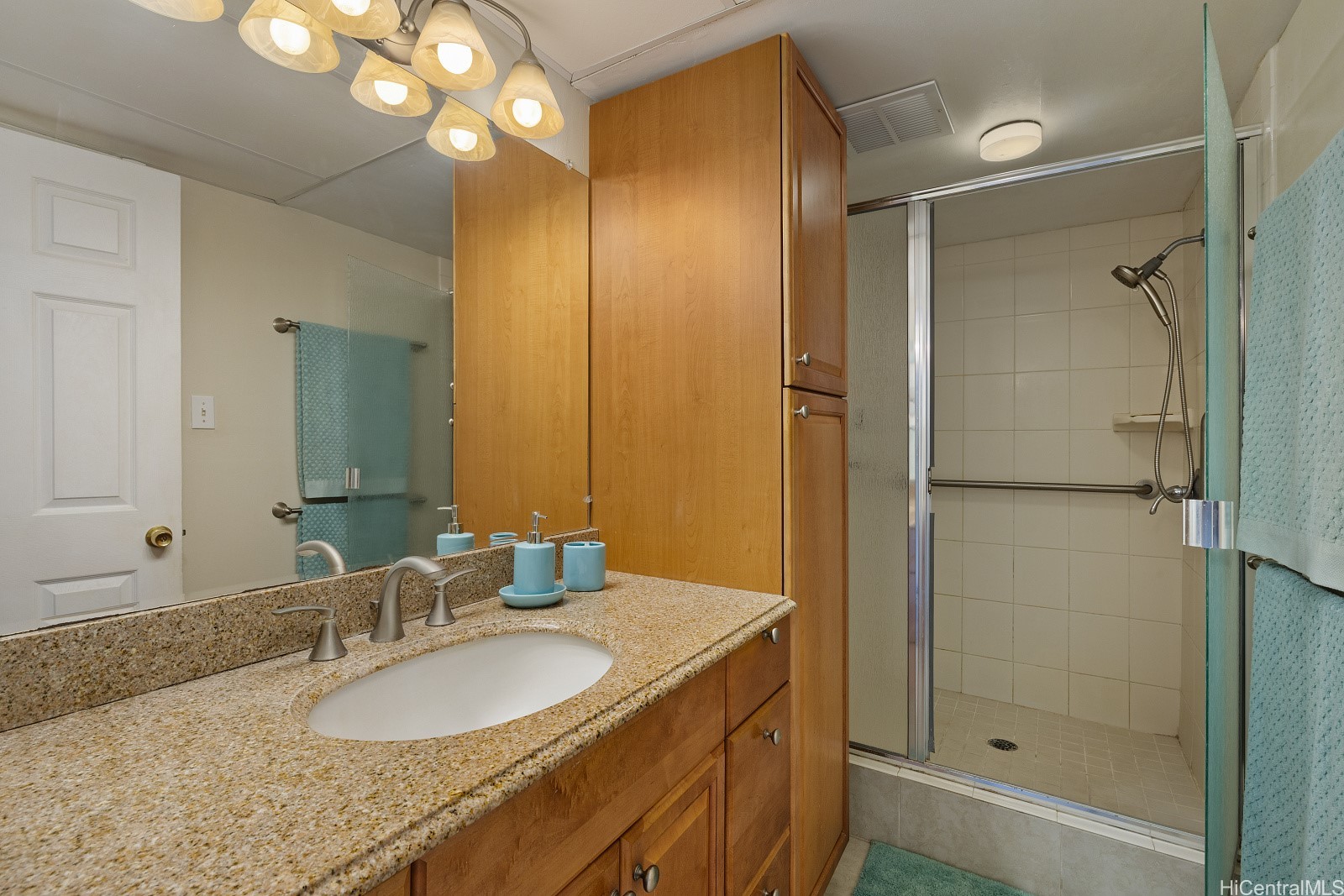 2440 Kuhio Avenue 507 Property Photo 11