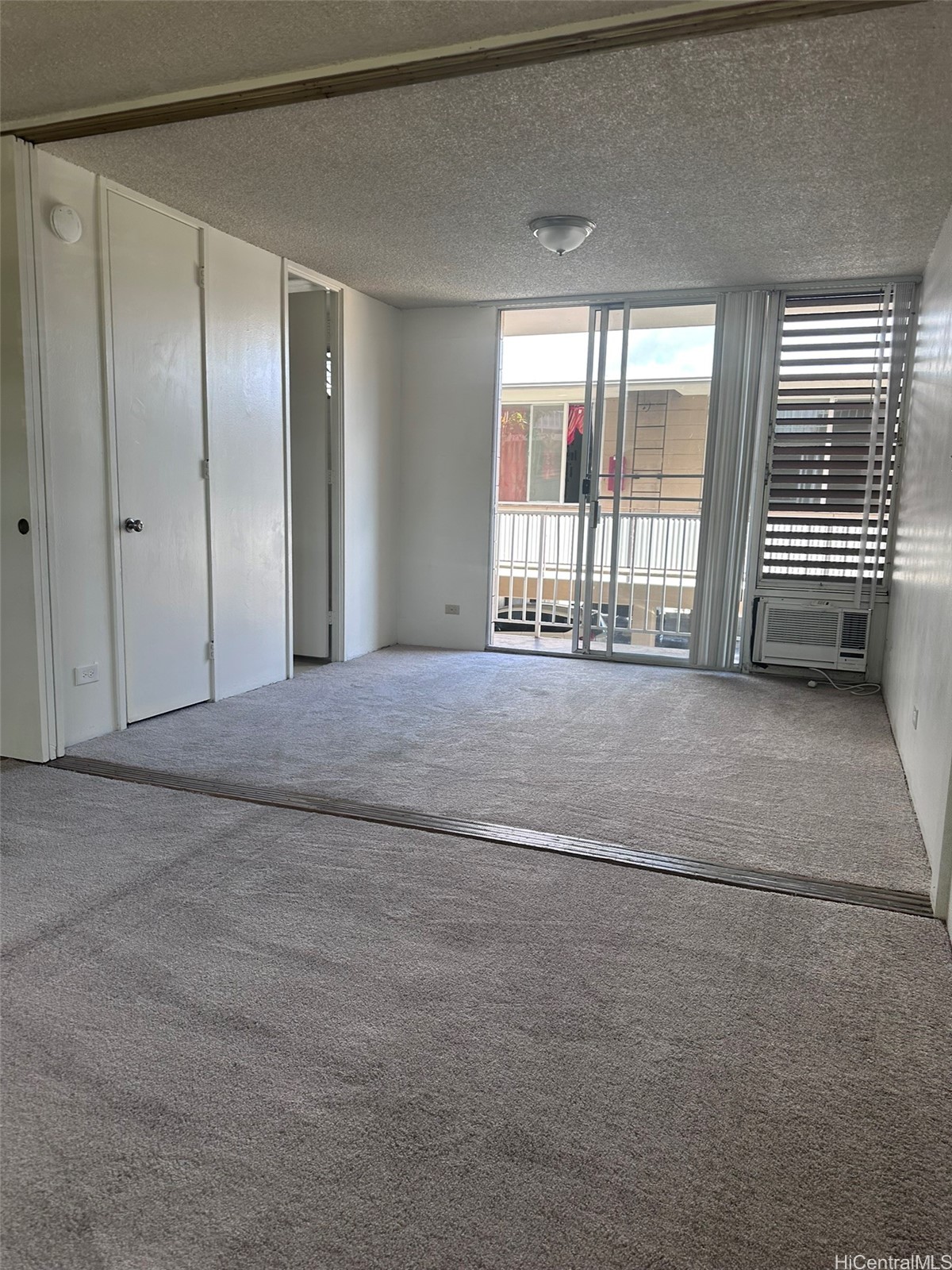 1220 Matlock Avenue 202 Property Photo 4
