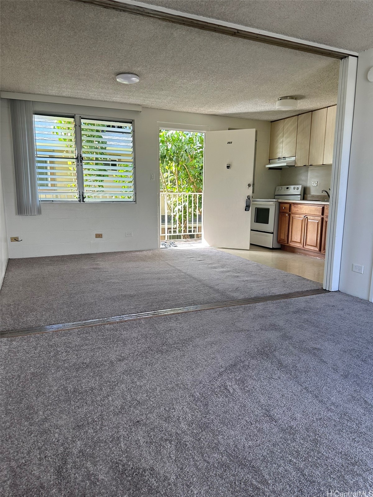 1220 Matlock Avenue 202 Property Photo 6