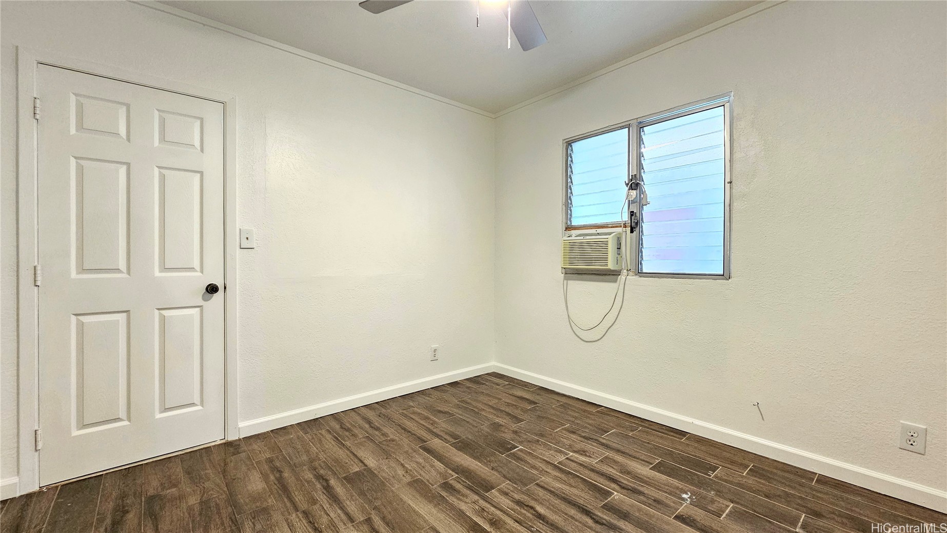 816 Lopez Lane Property Photo 6