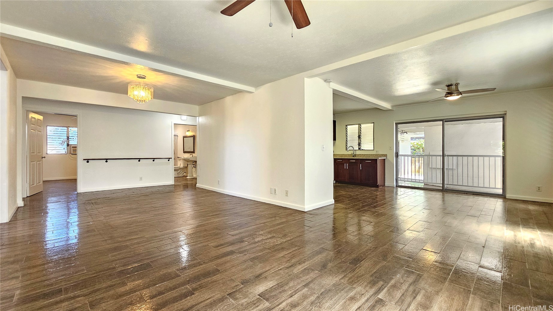 816 Lopez Lane Property Photo 13
