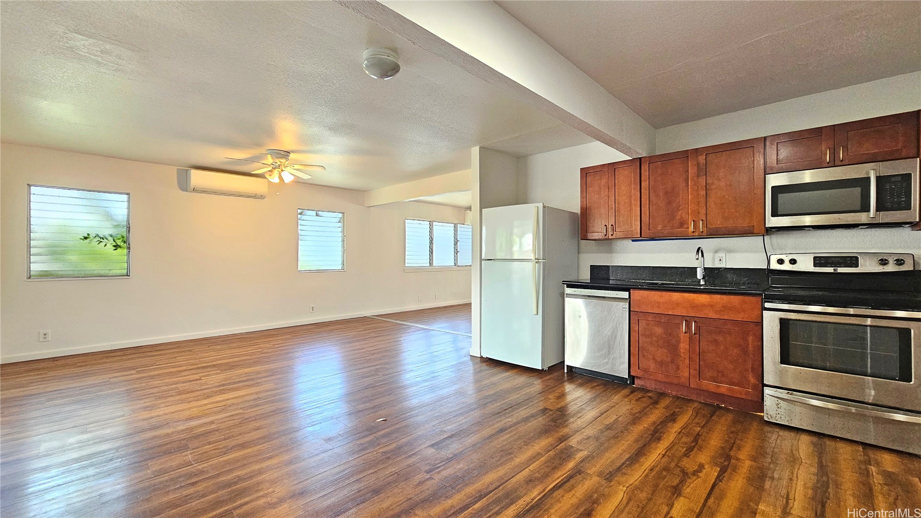 816 Lopez Lane Property Photo 14