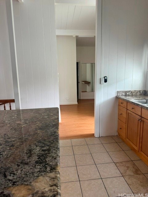 2347 Beckwith Street A Property Photo 7