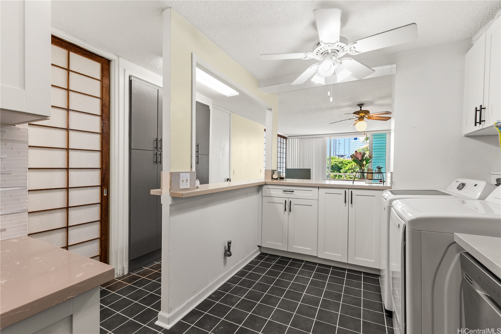 1676 Ala Moana Boulevard 208 Property Photo 6