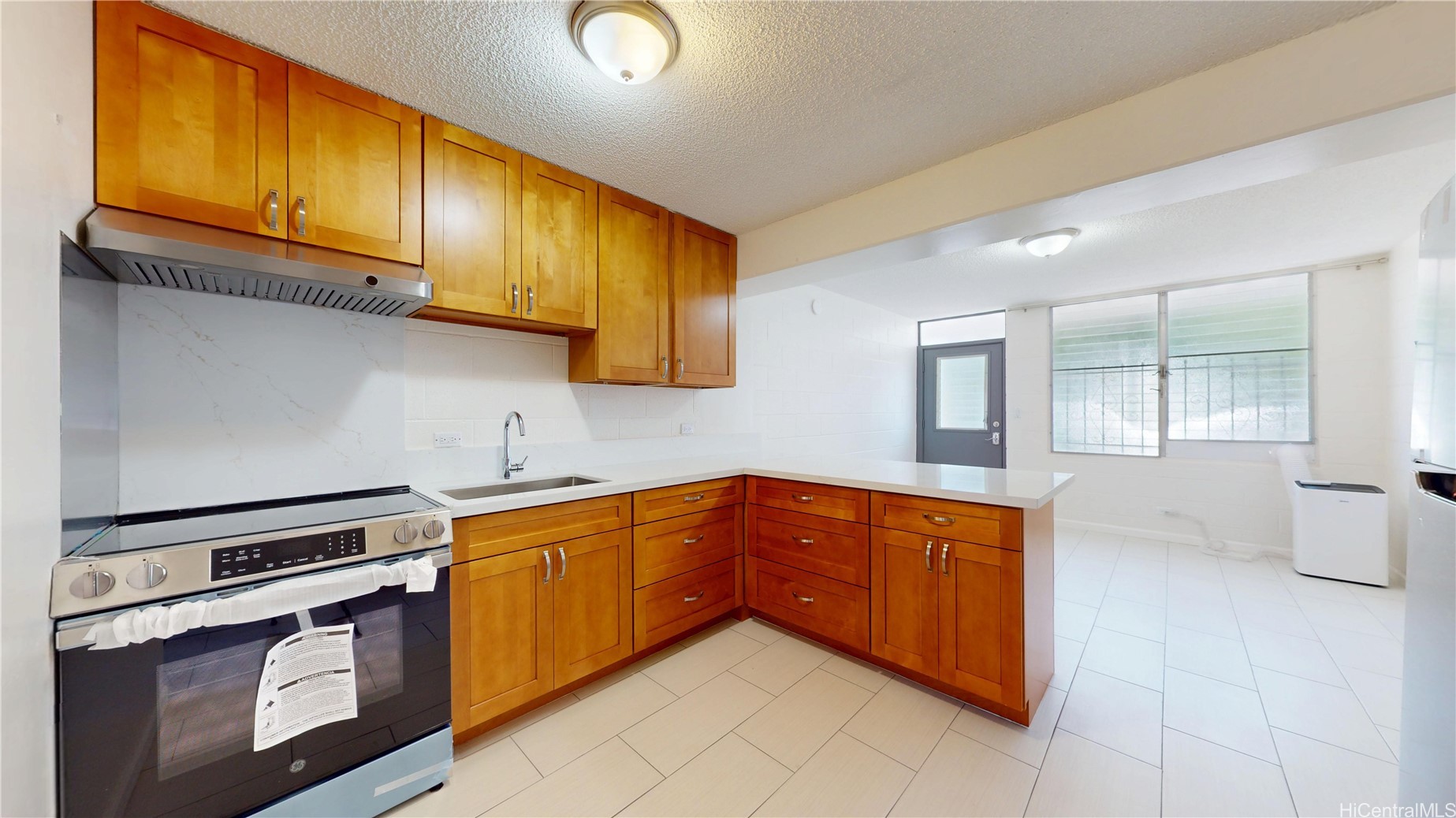 39 Hialoa Street 103 Property Photo 8