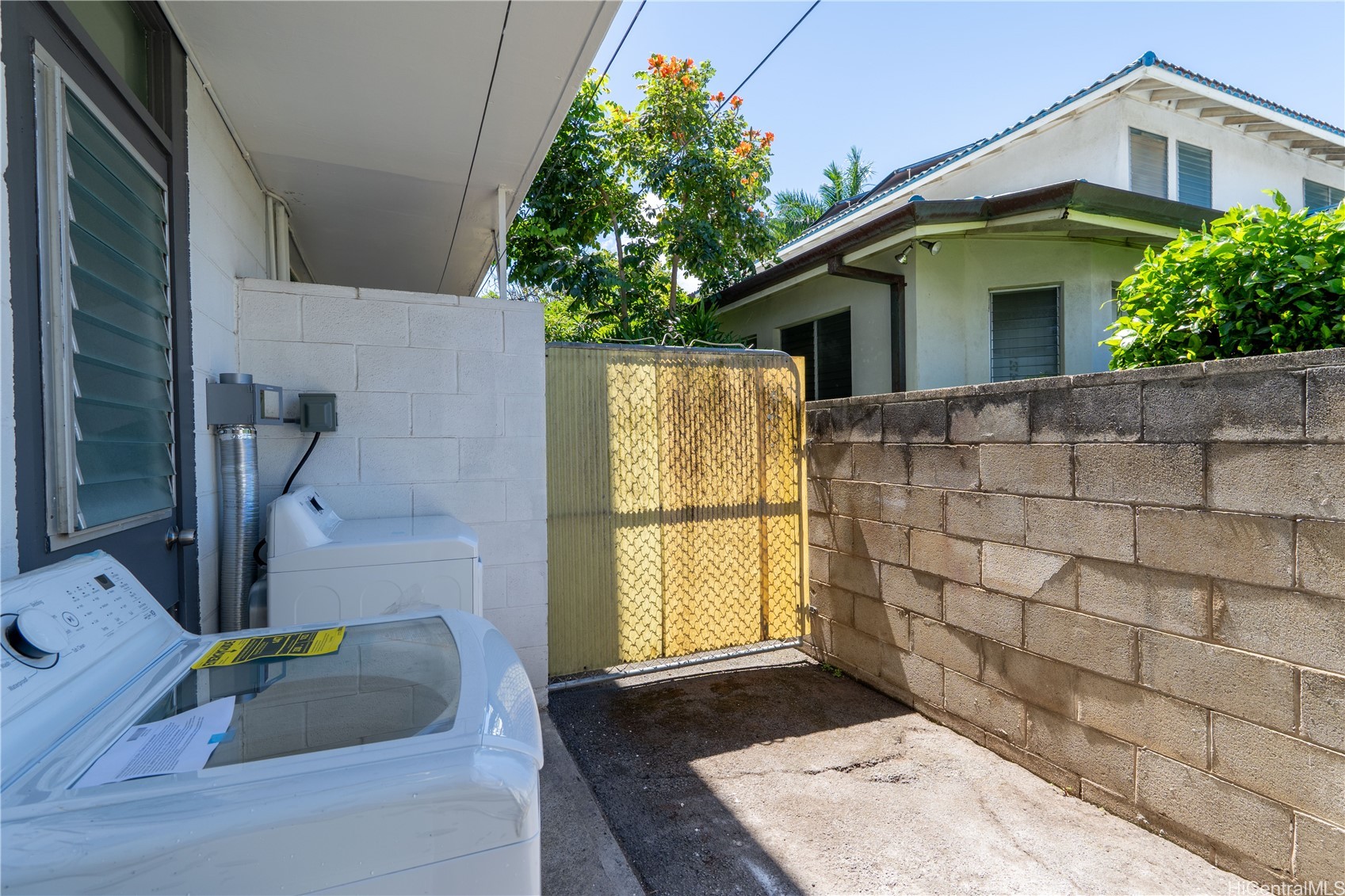 39 Hialoa Street 103 Property Photo 13