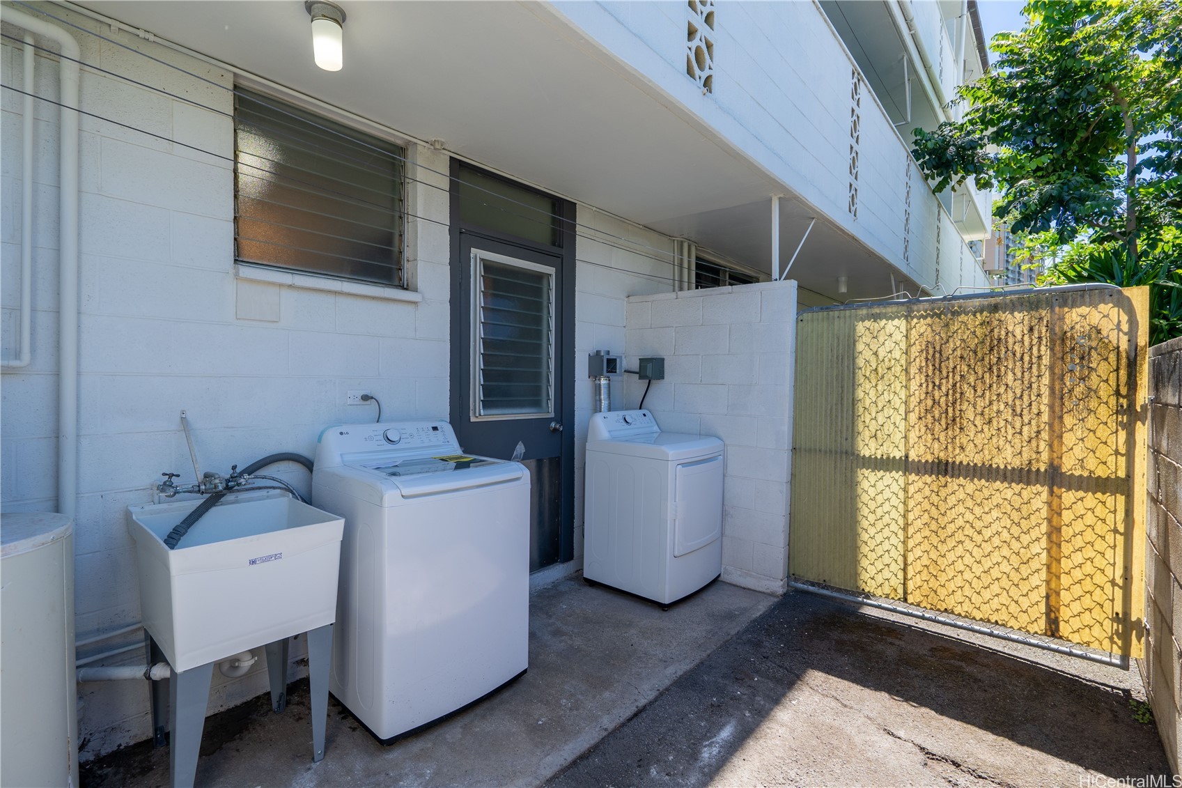 39 Hialoa Street 103 Property Photo 15