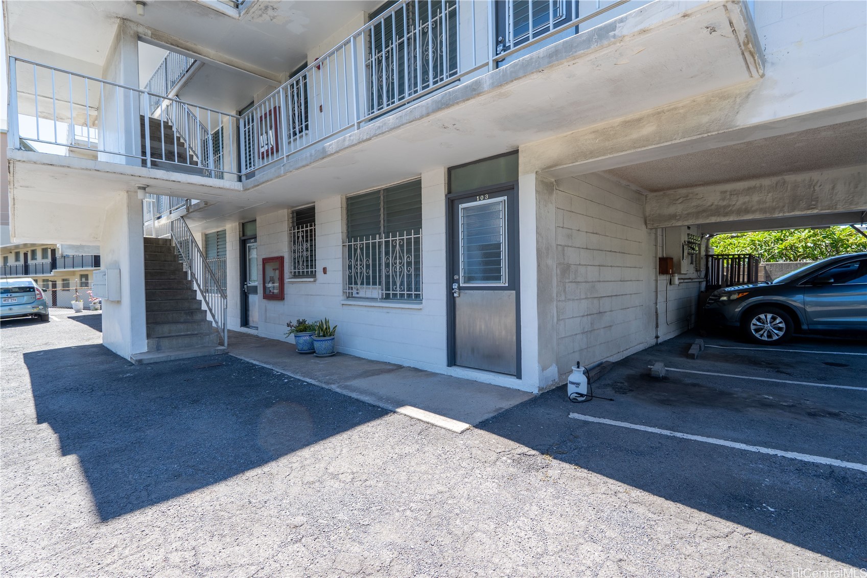 39 Hialoa Street 103 Property Photo 17