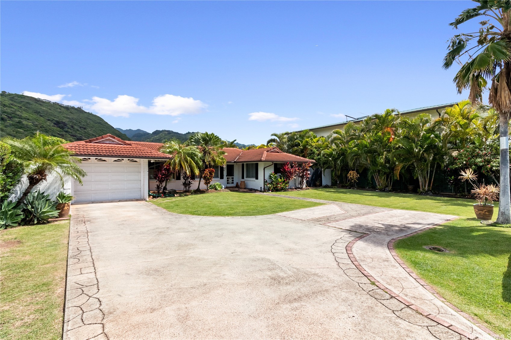 5562 Kalanianaole Highway Property Photo 1