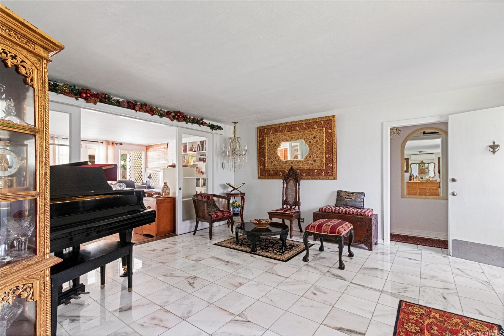 5562 Kalanianaole Highway Property Photo 11