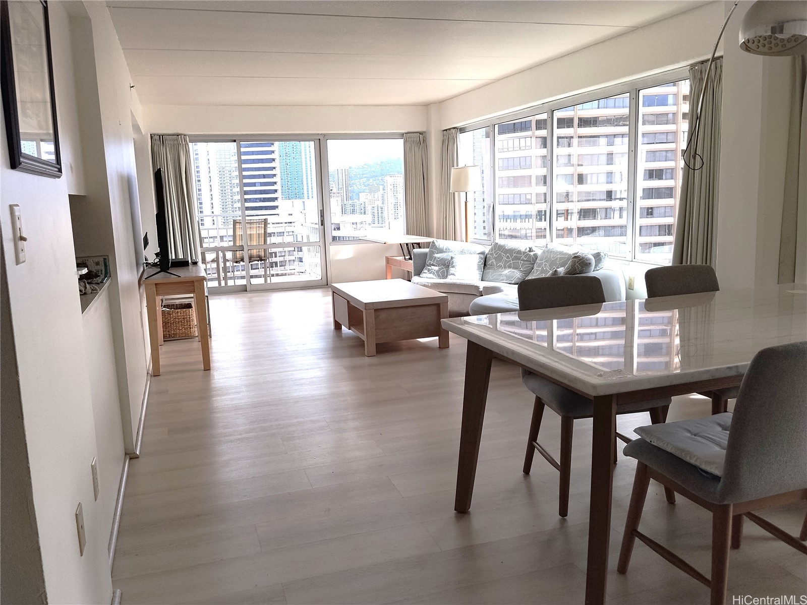 1777 Ala Moana Boulevard 1809 Property Photo 1