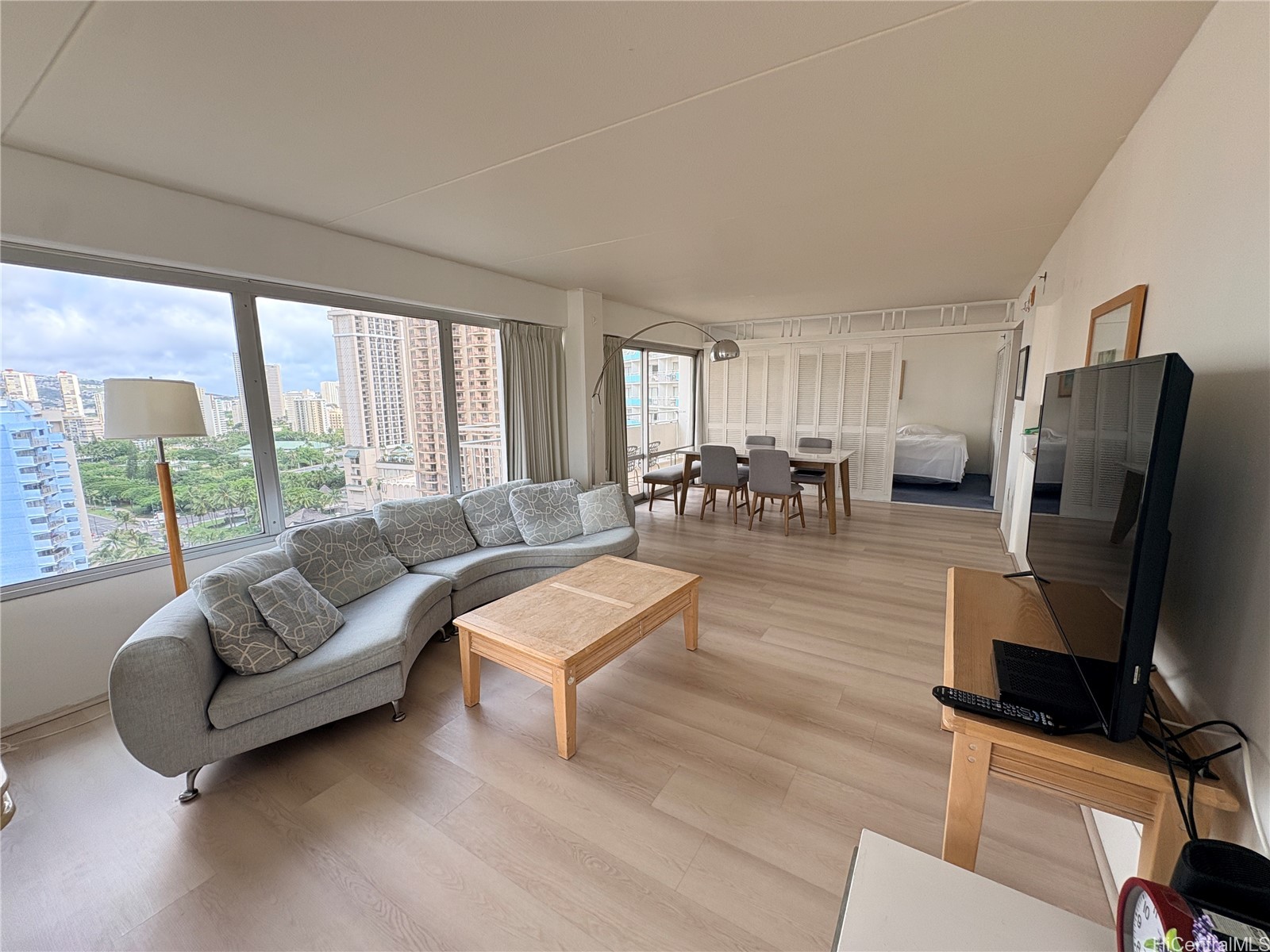 1777 Ala Moana Boulevard 1809 Property Photo 2