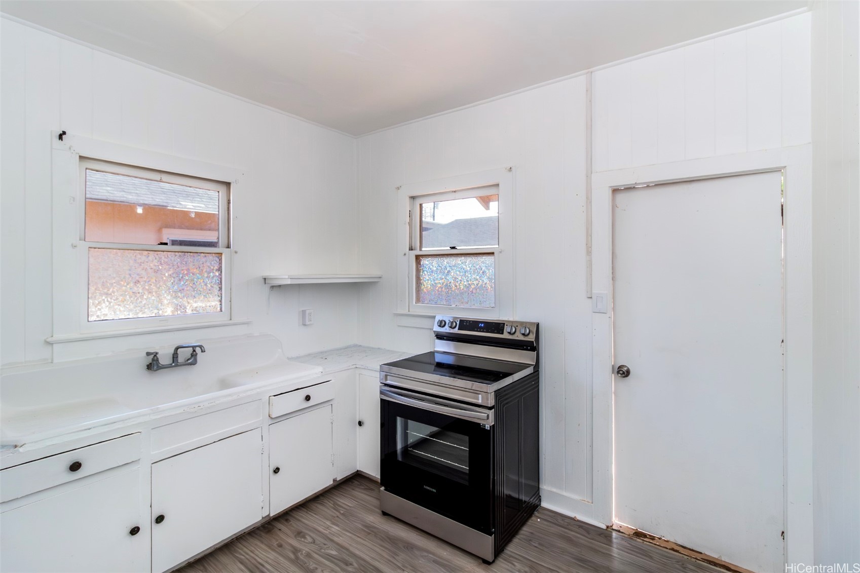1746 Citron Street C Property Photo 7