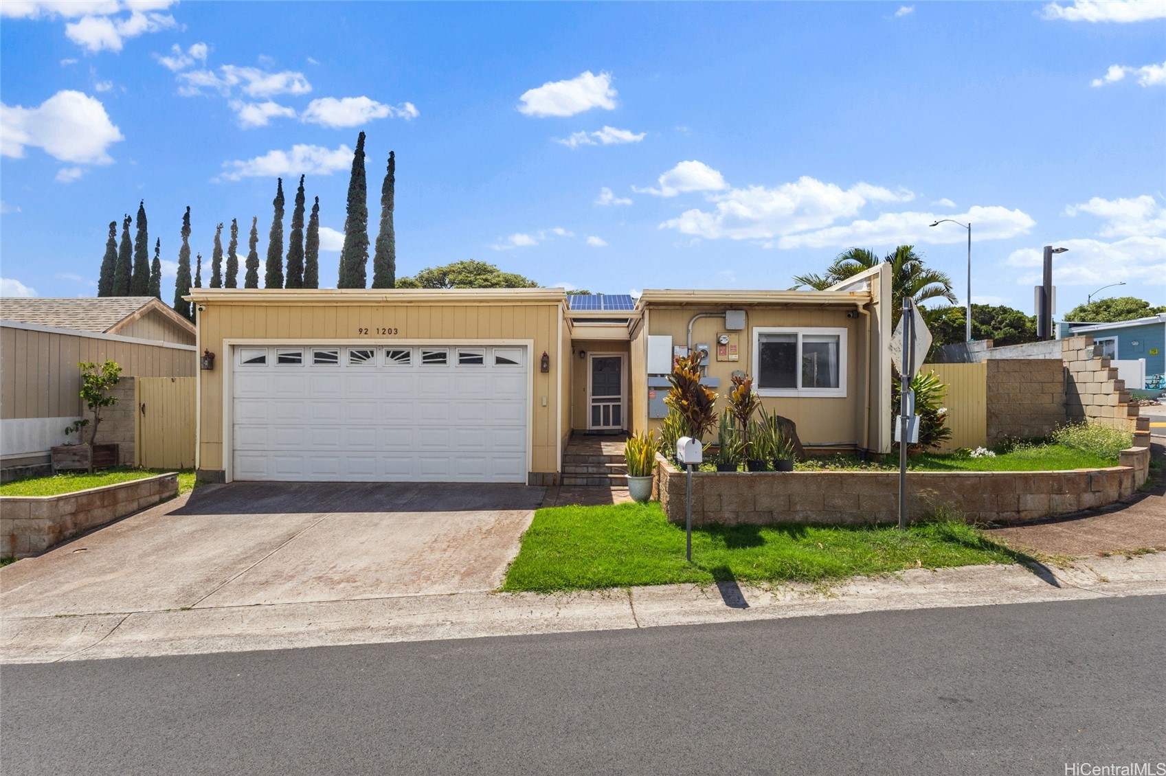 92-1203 Makamai Place Property Photo 1
