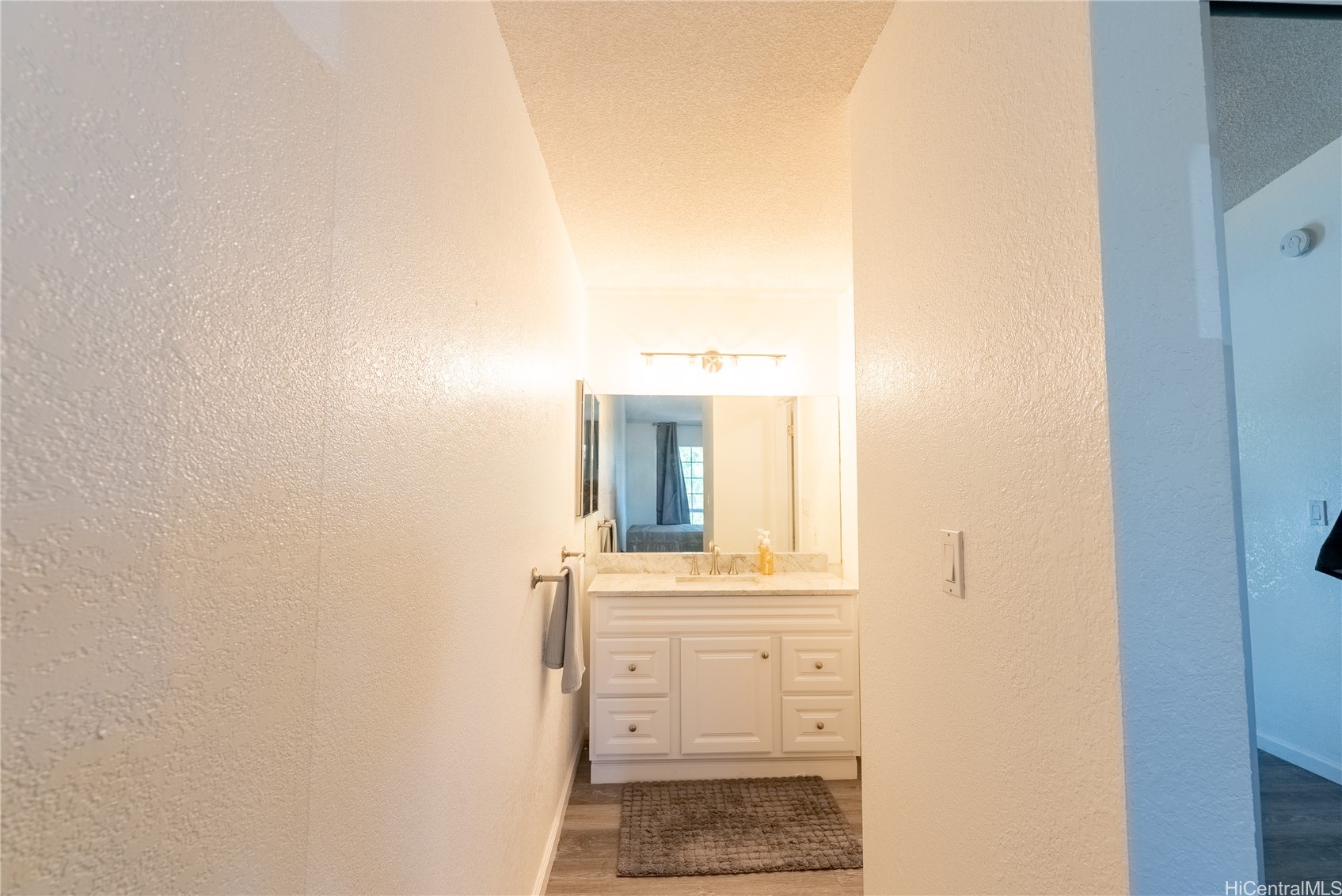 594 Mananai Place 21t Property Photo 13