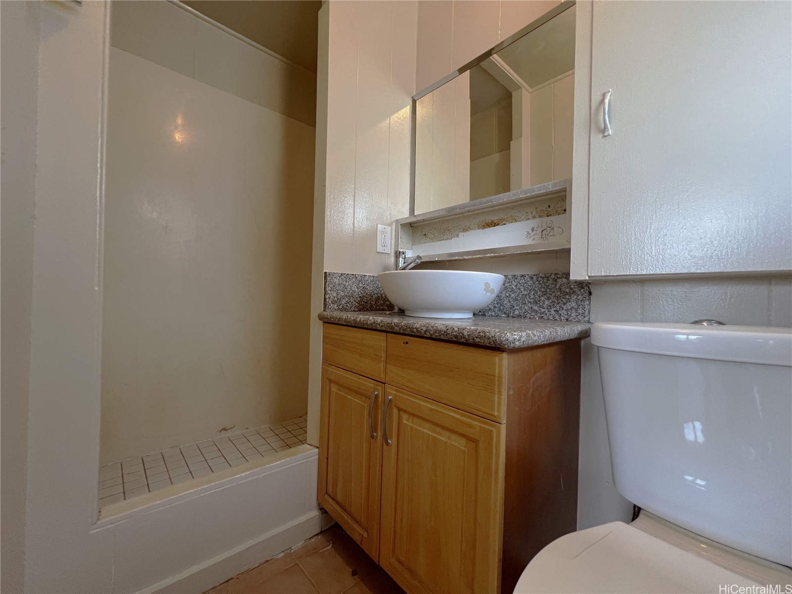 2322 Maile Way Property Photo 15