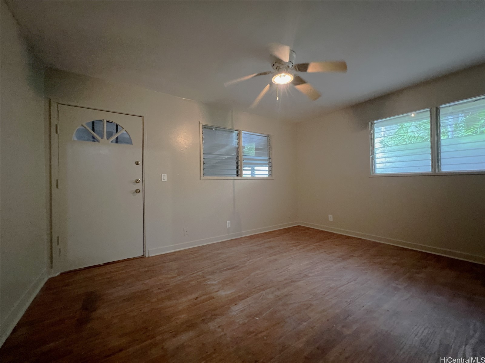 2322 Maile Way Property Photo 16