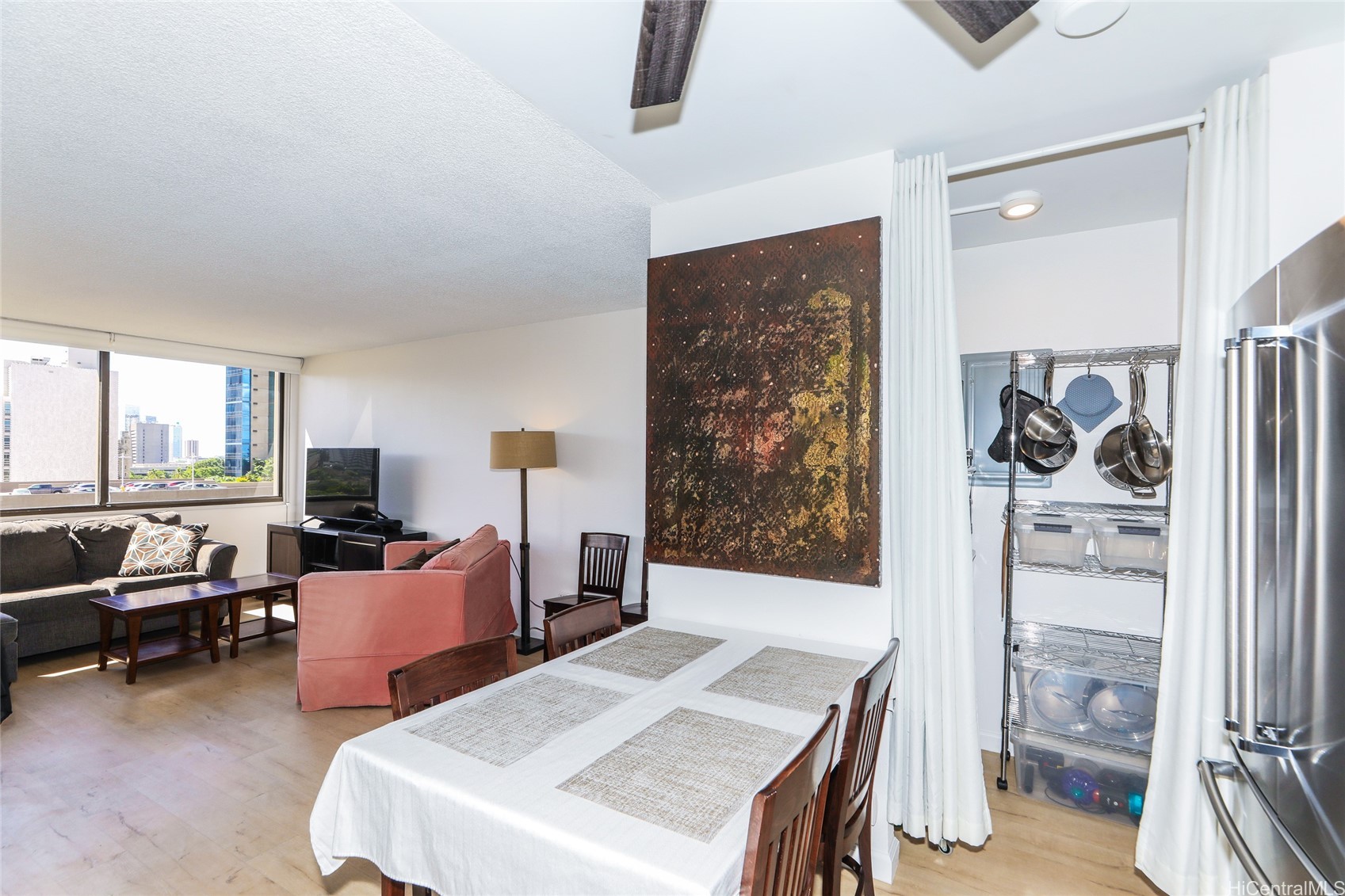 55 S Kukui Street Property Photo 8