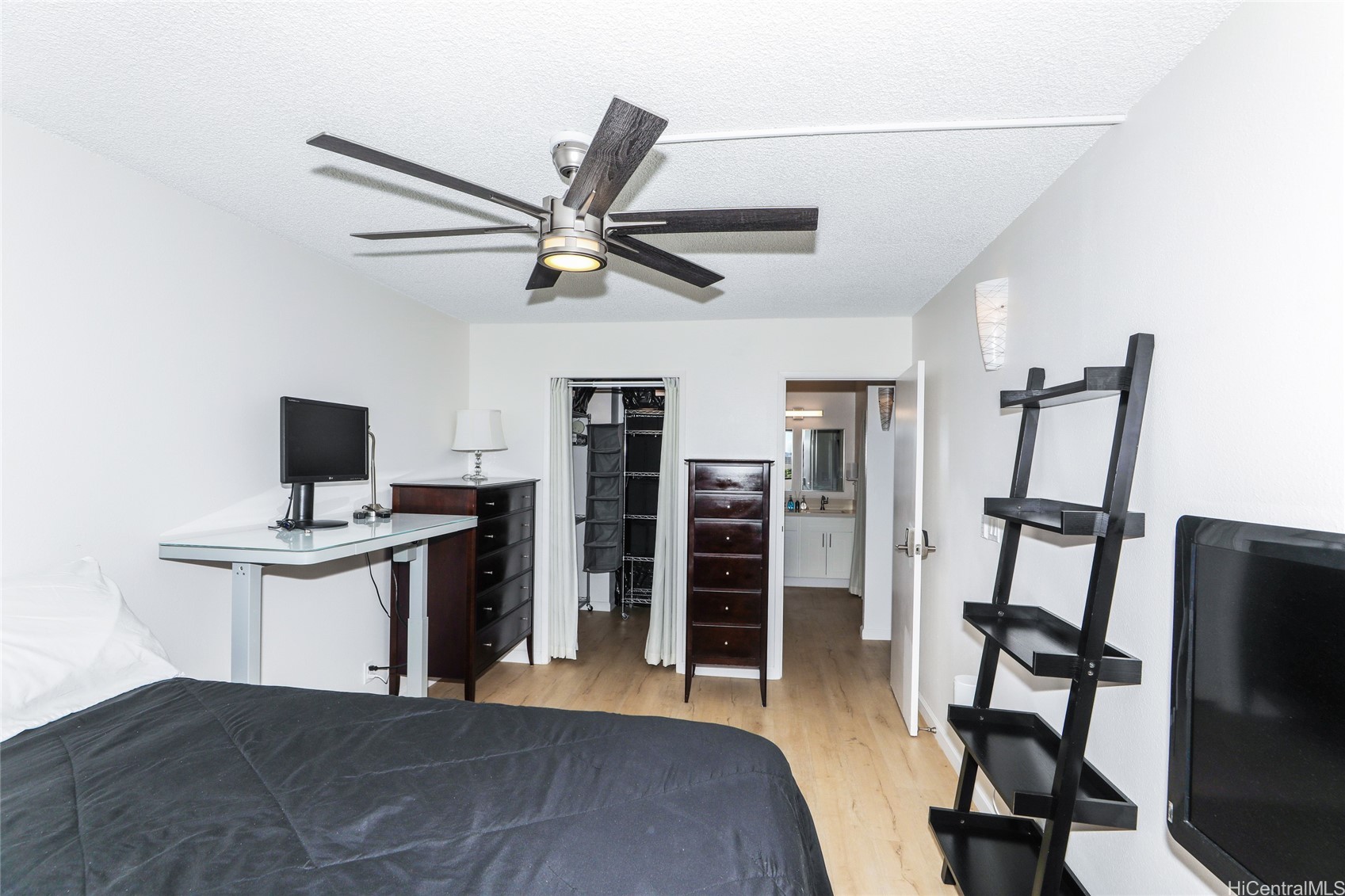 55 S Kukui Street Property Photo 11