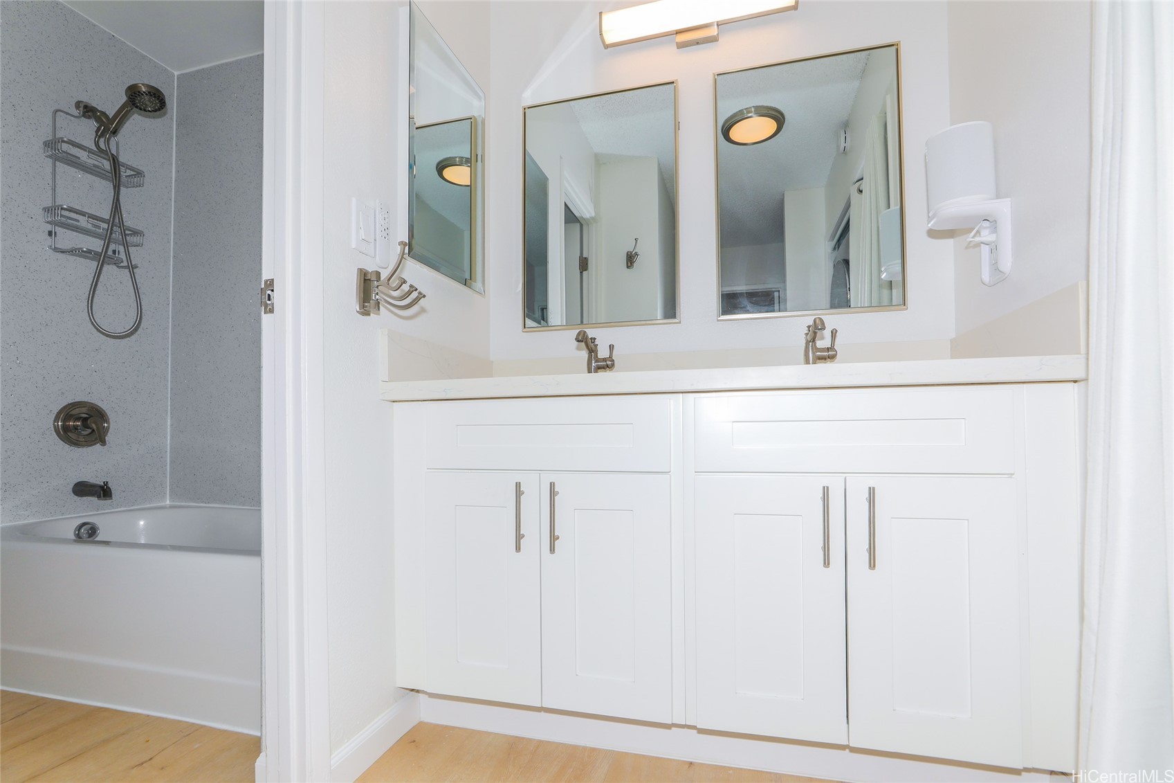 55 S Kukui Street Property Photo 15