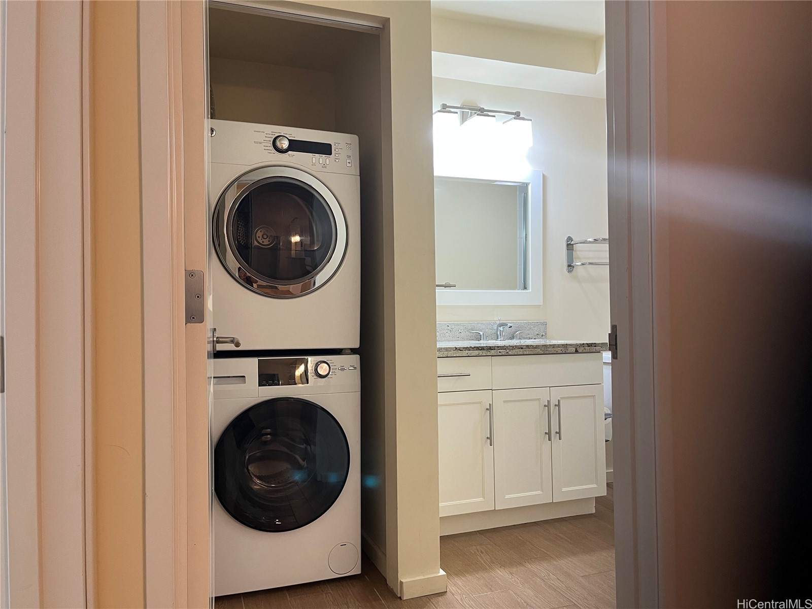 1800 Kaioo Drive C309 Property Photo 11