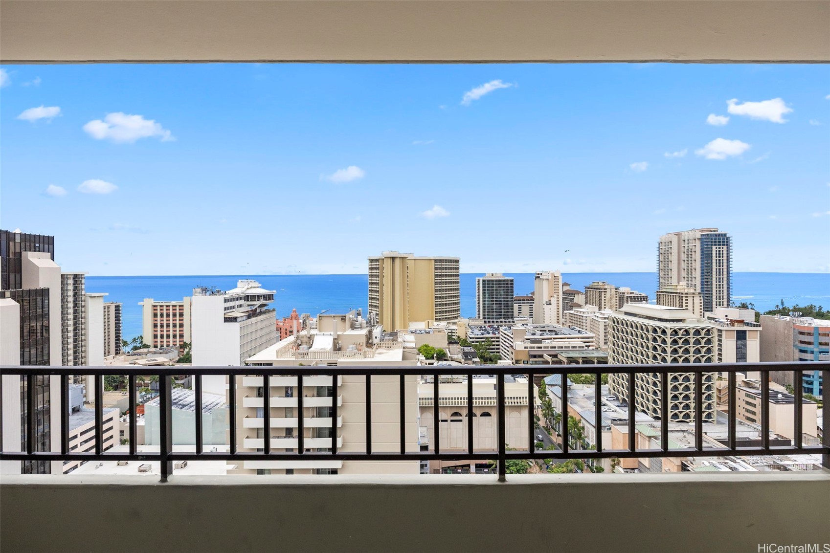 2240 Kuhio Avenue 2708 Property Photo 1