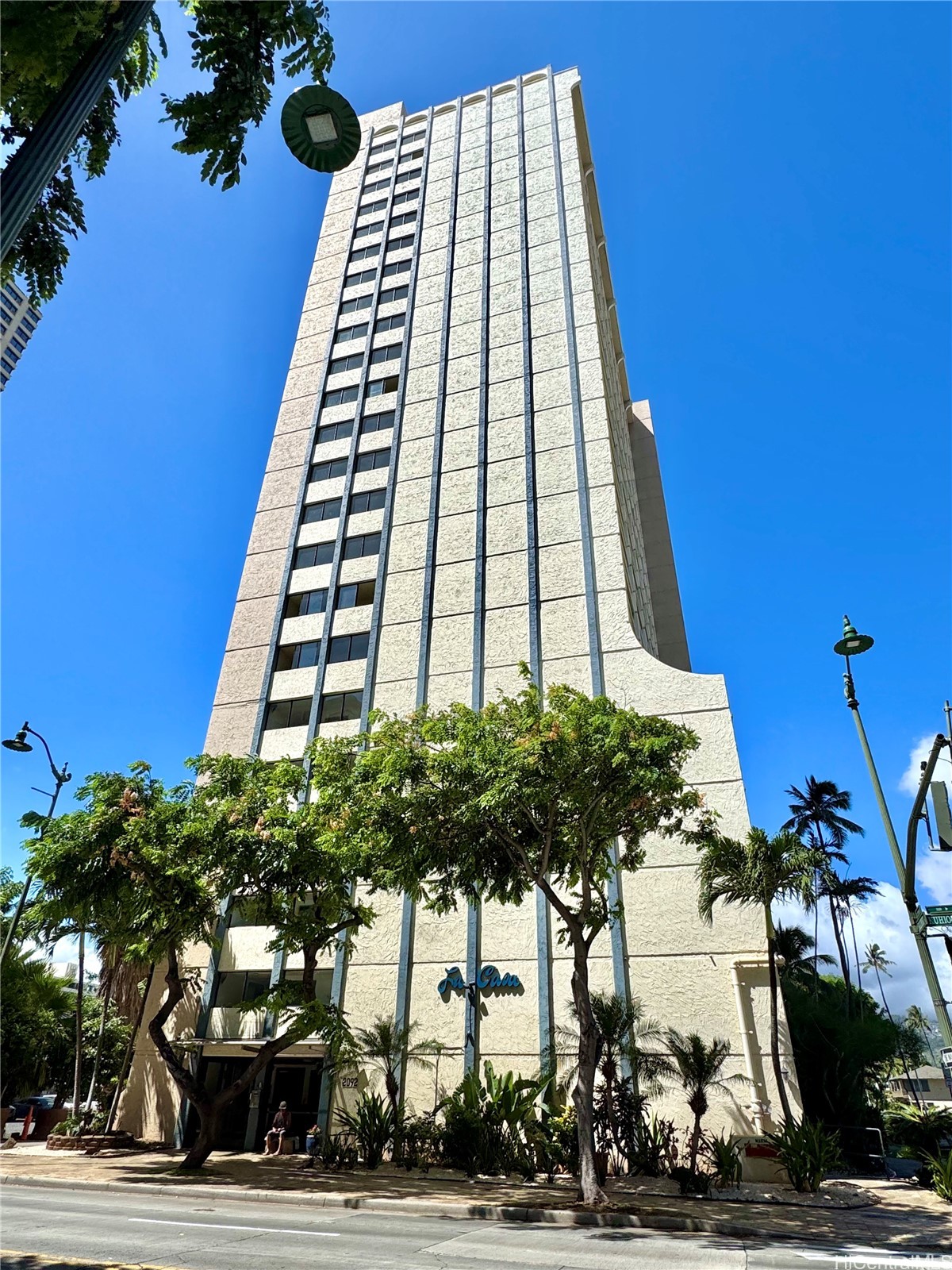 2092 Kuhio Avenue 1105 Property Photo 1