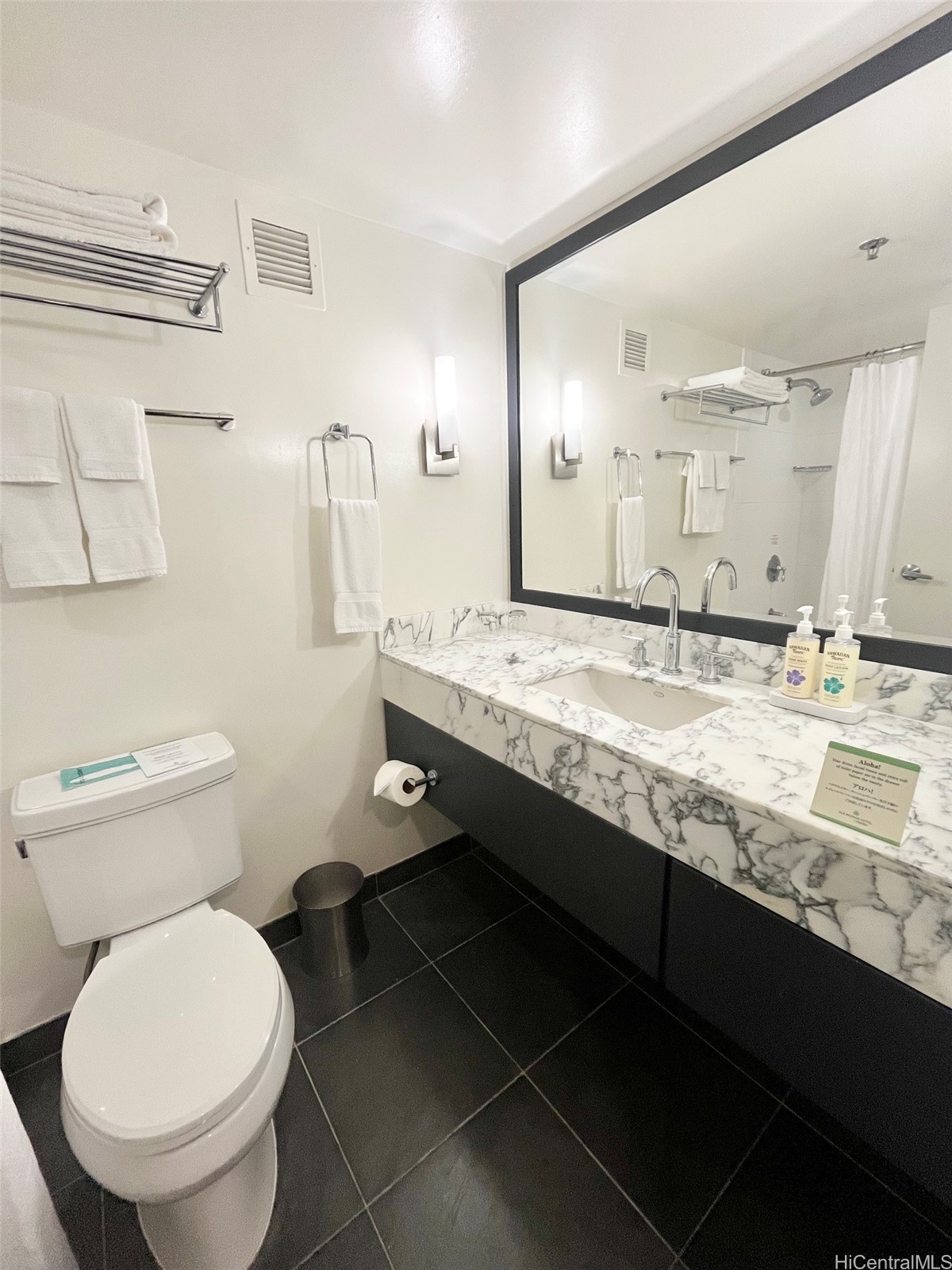 410 Atkinson Drive 1021 Property Photo 6