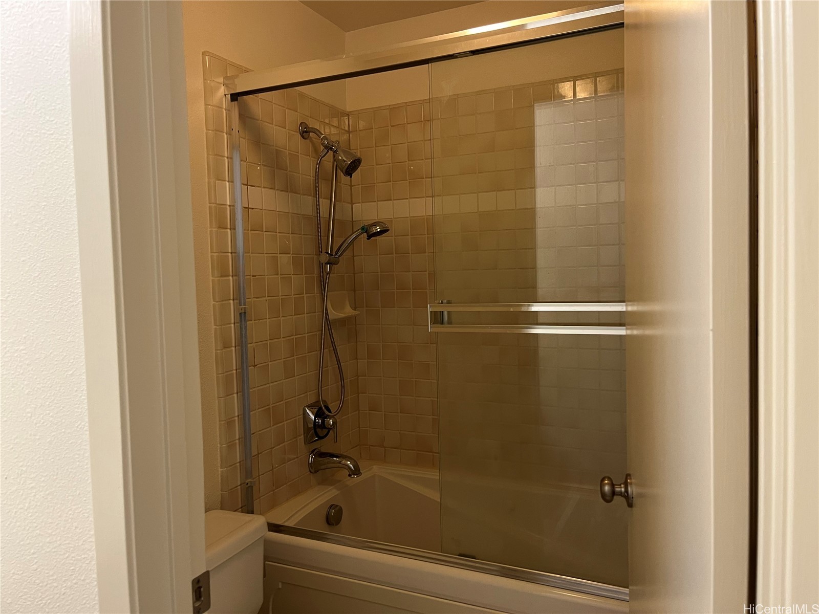 92-1537 Aliinui Drive 16e Property Photo 12