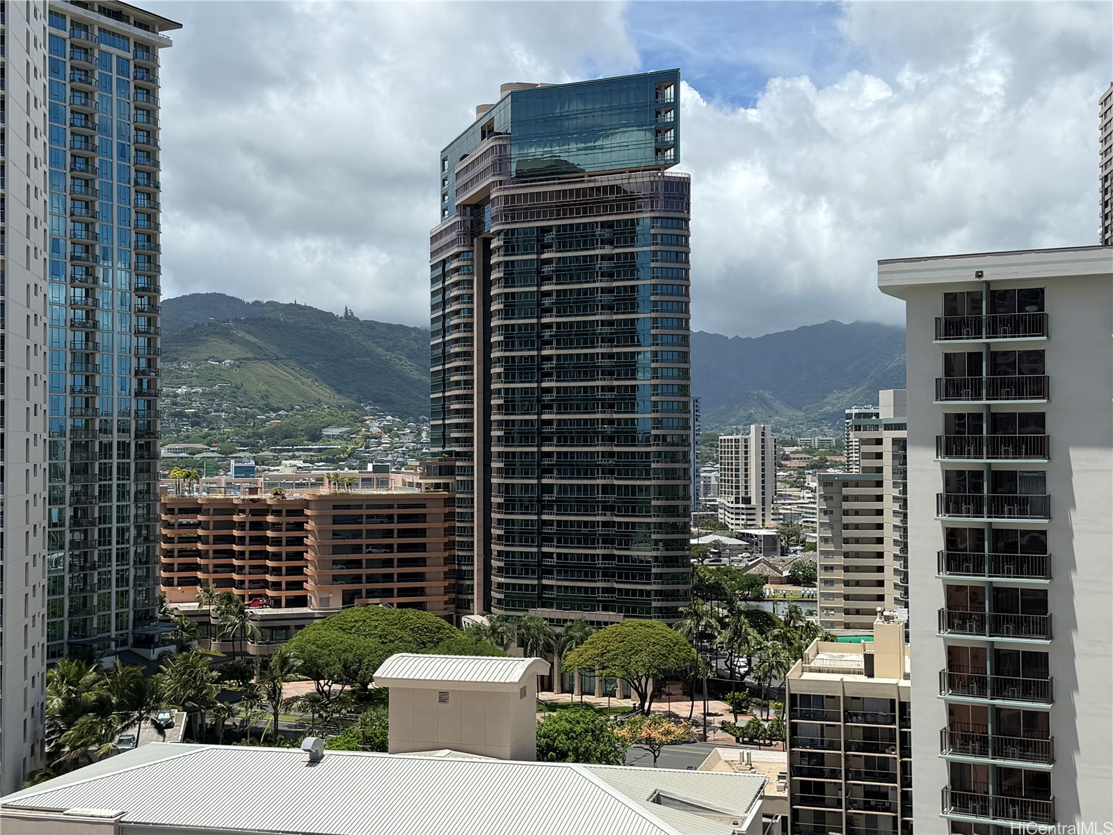1920 Ala Moana Boulevard 1414 Property Photo 3