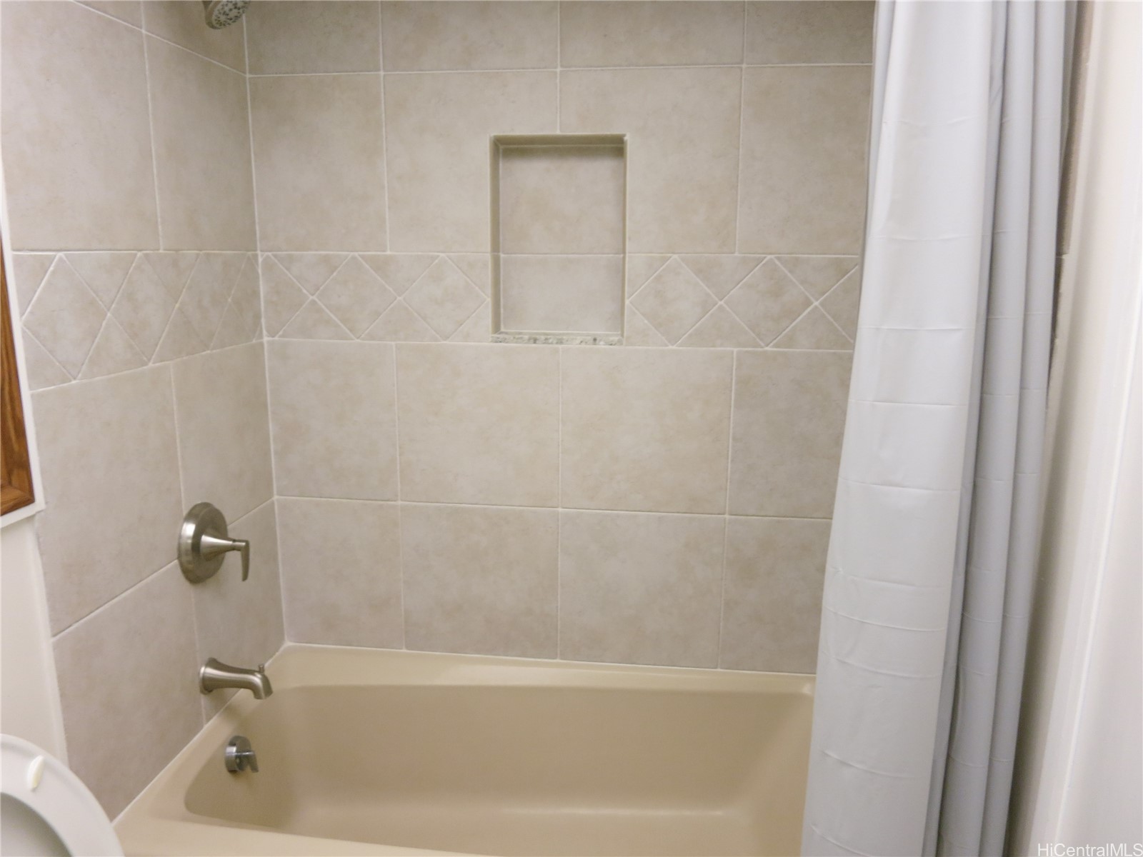 1050 Lunalilo Street 506 Property Photo 13