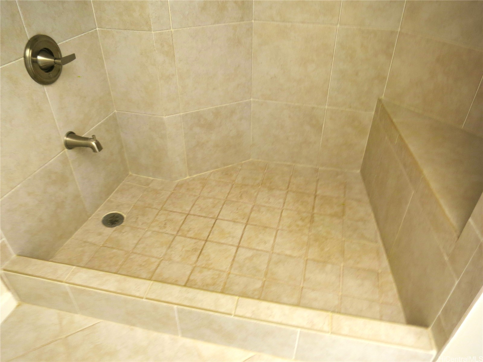 1050 Lunalilo Street 506 Property Photo 19