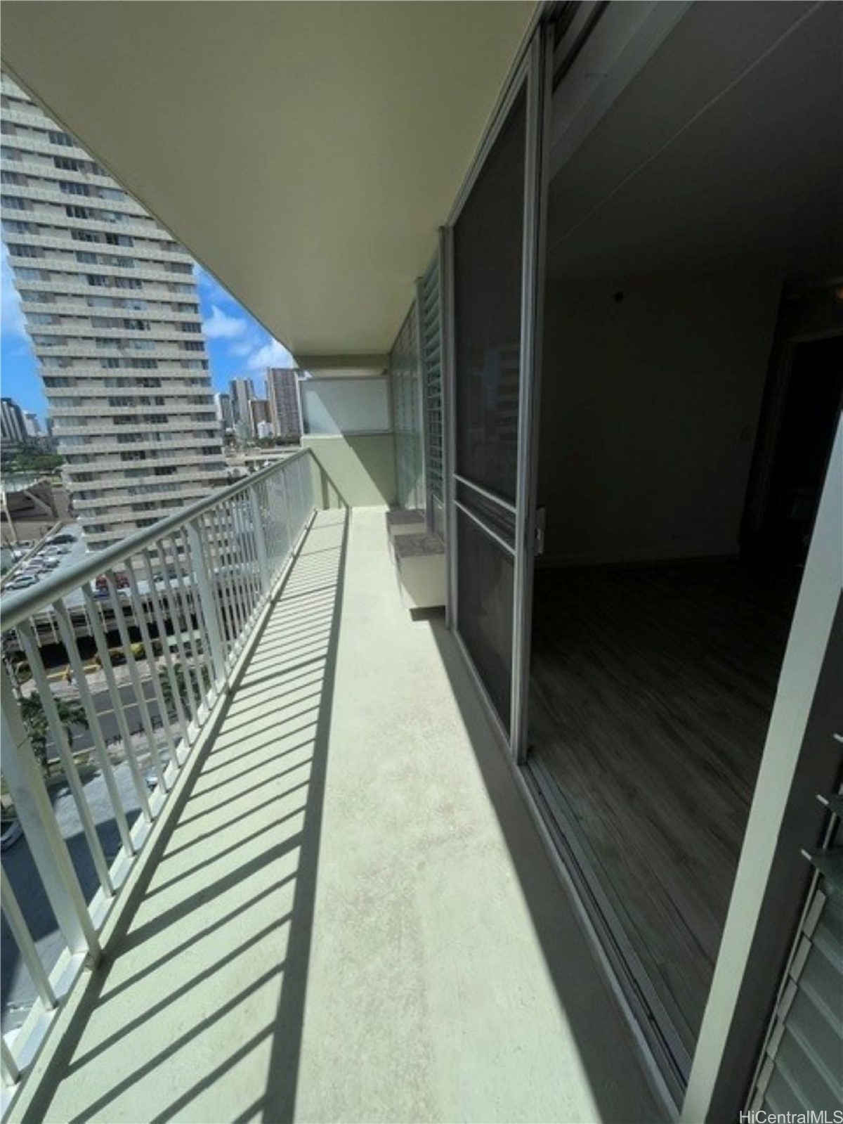 2522 Date Street 1105 Property Photo 10