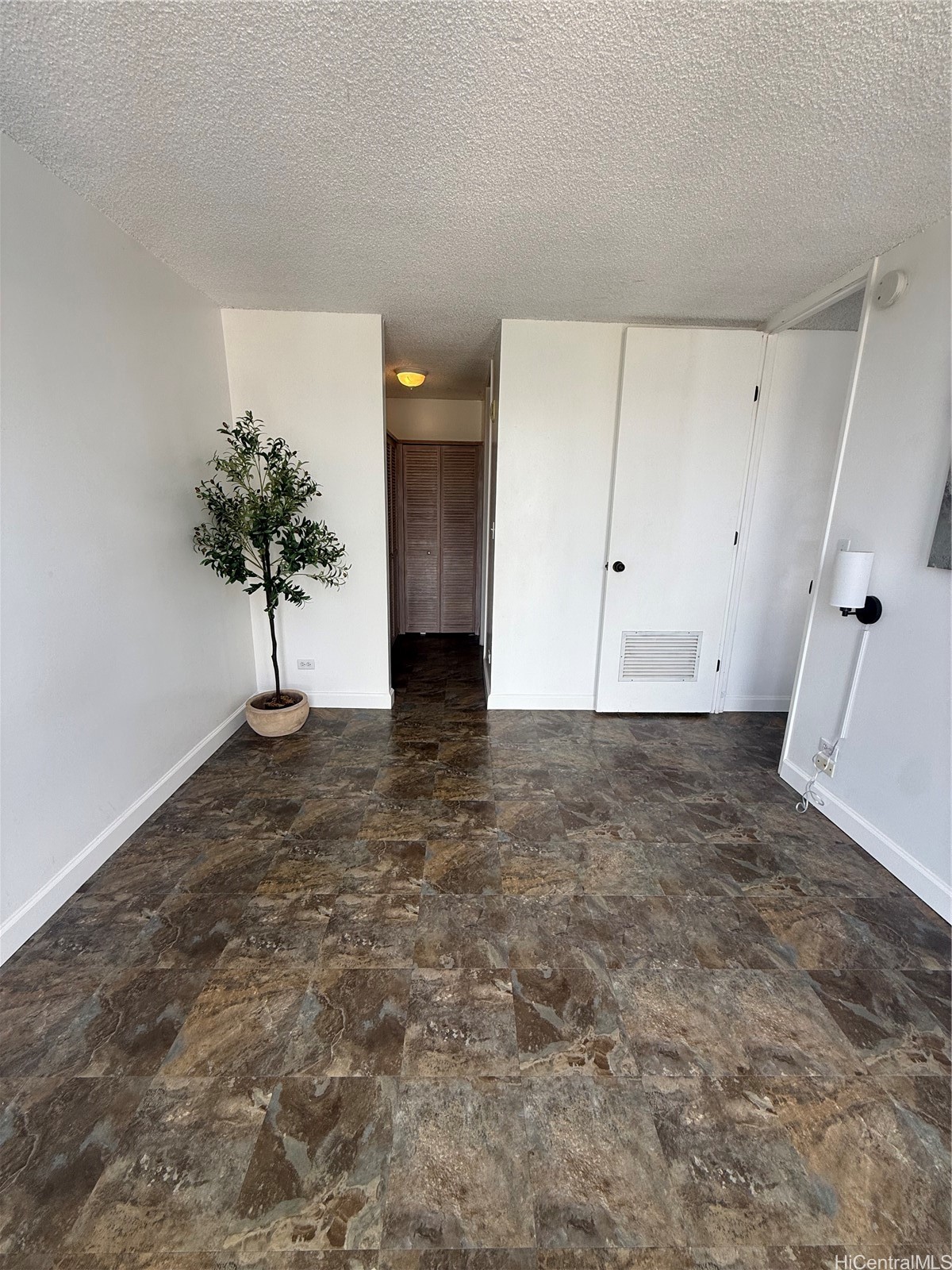 1925 Kalakaua Avenue 2307 Property Photo 7