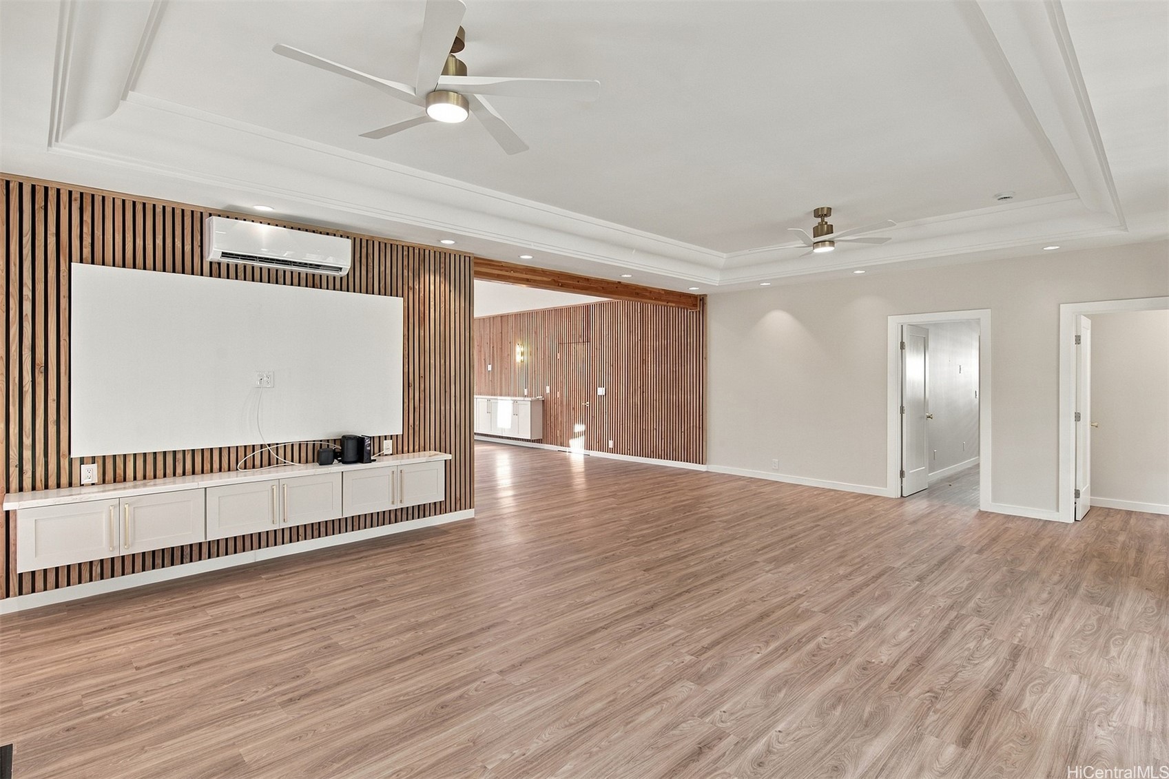 814 Kealaolu Avenue Property Photo 7