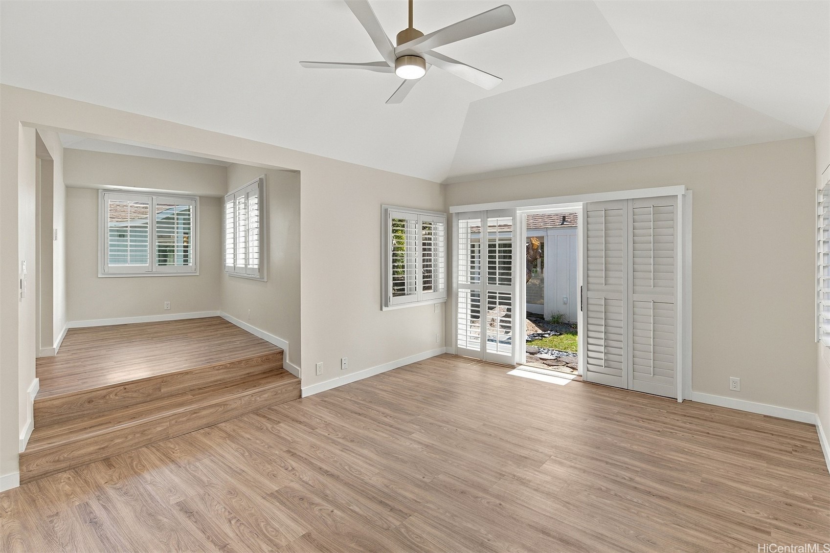814 Kealaolu Avenue Property Photo 23