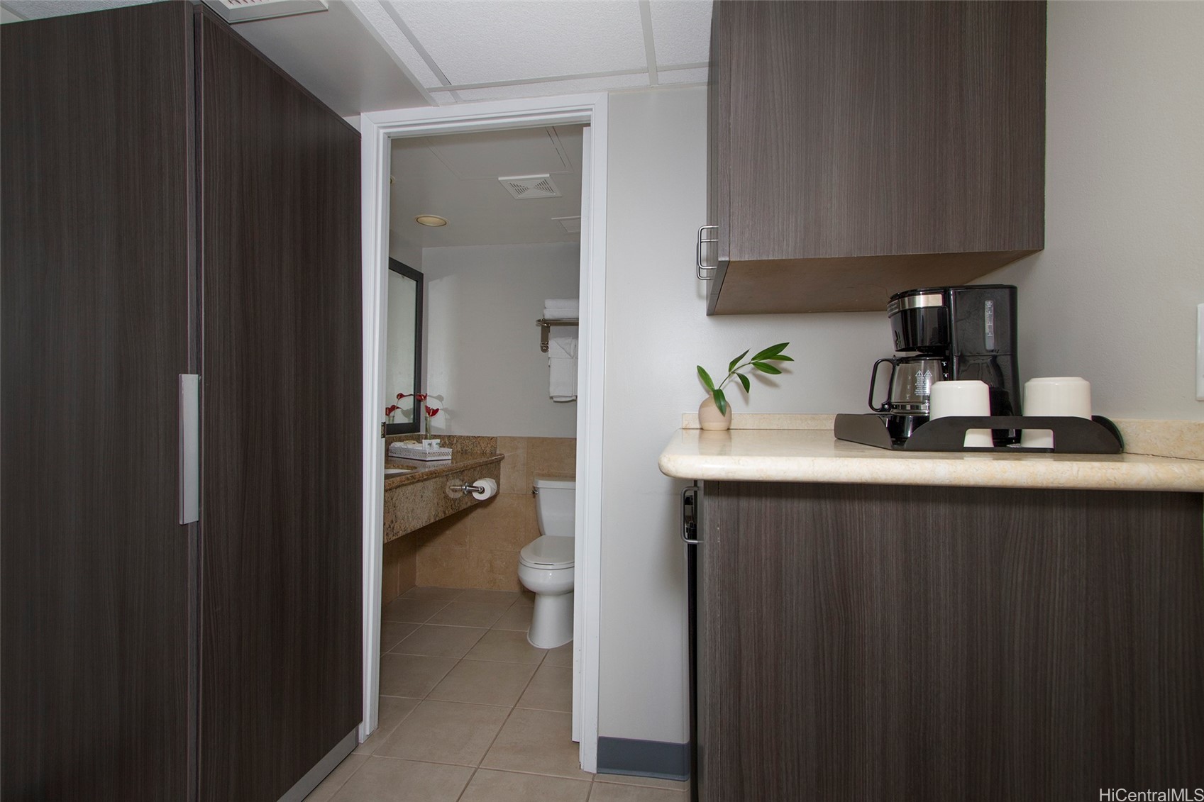 1850 Ala Moana Boulevard 920 Property Photo 6