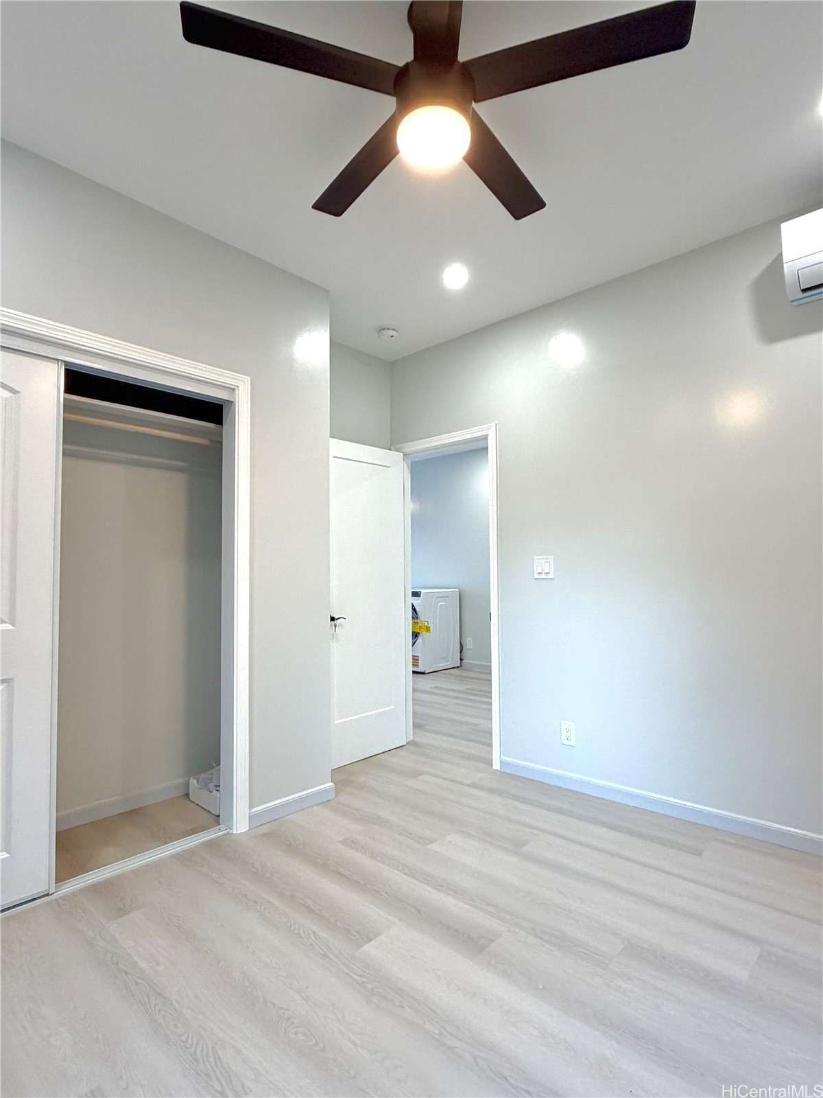 3323 Castle Street Property Photo 4