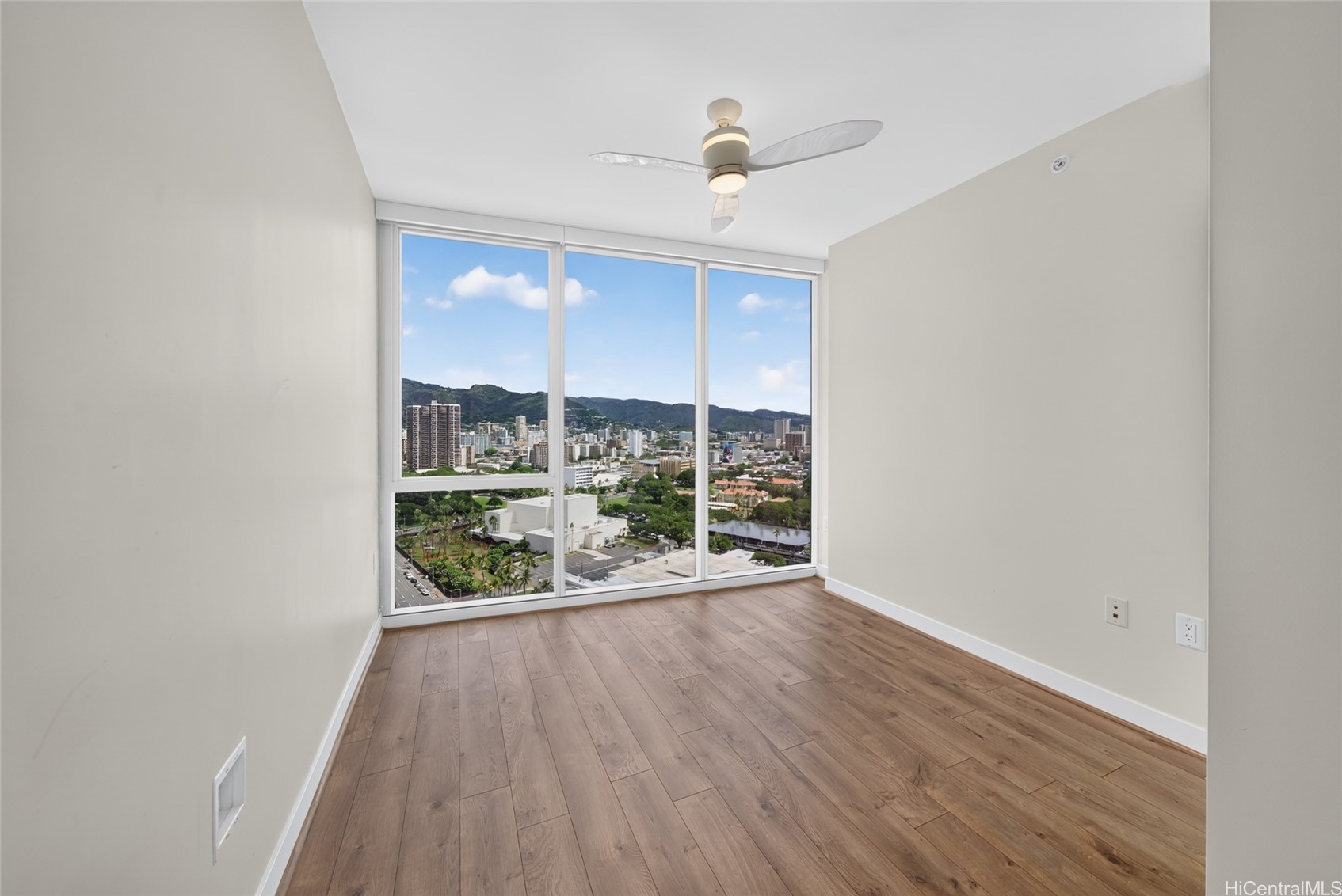 888 Kapiolani Boulevard 2602 Property Photo 6