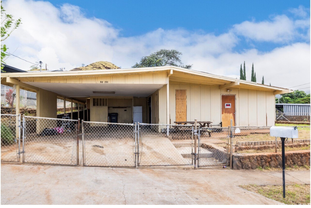 86-201 Kawili Street Property Photo 1