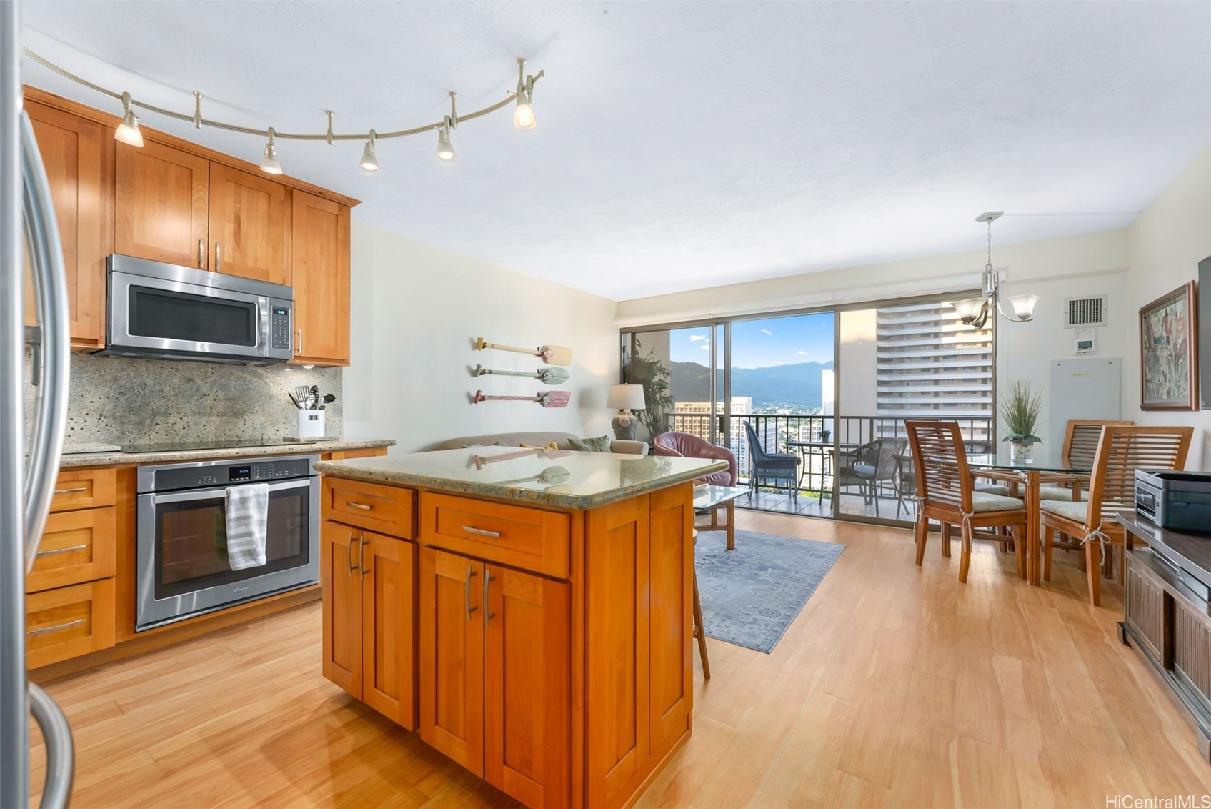 2140 Kuhio Avenue 2311 Property Photo 4